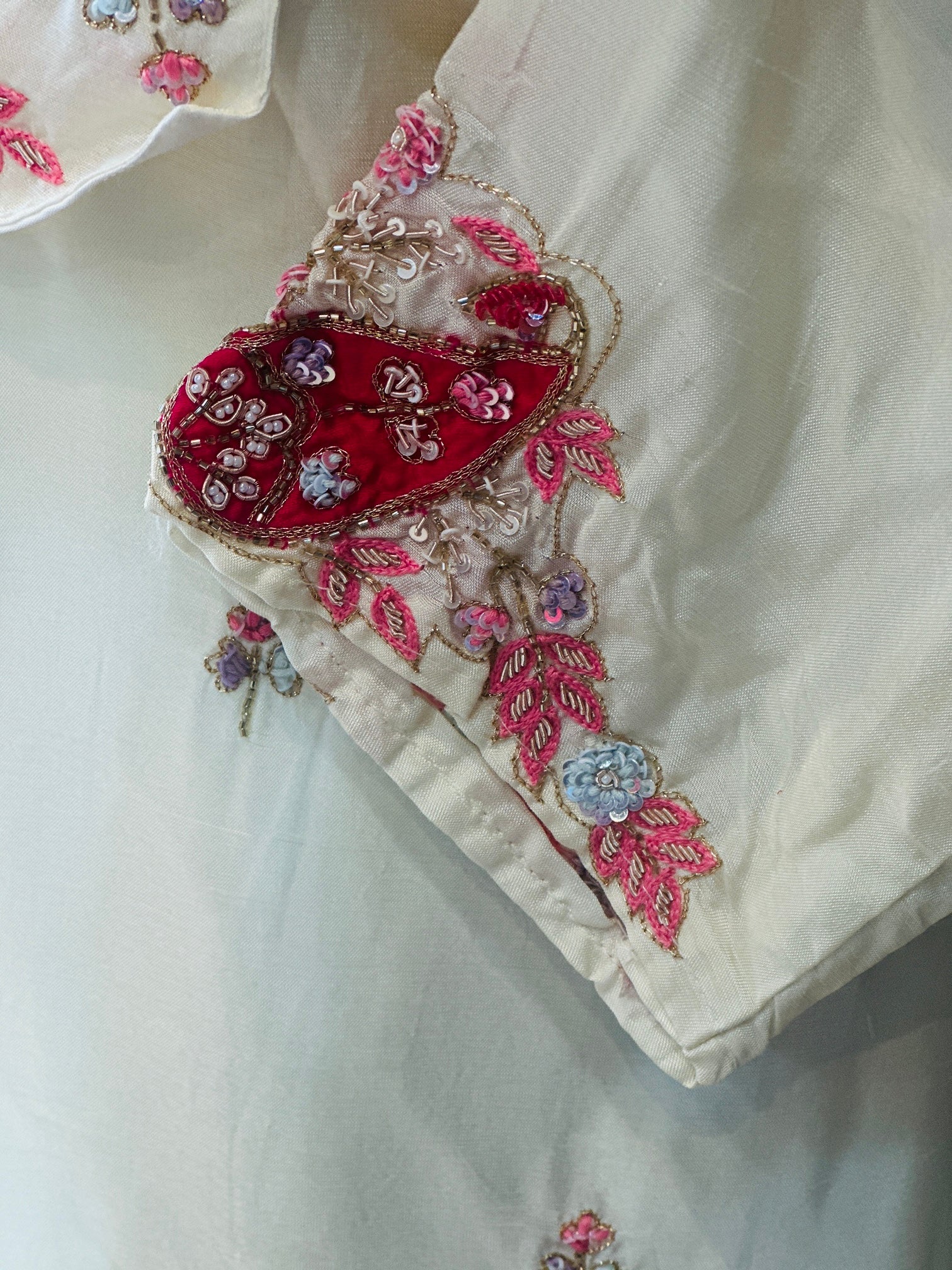 DRAPPING STYLE HANDWORK GOWN