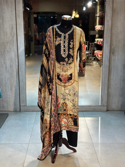 PAKISTANI STYLE MUSLIN SUIT SET