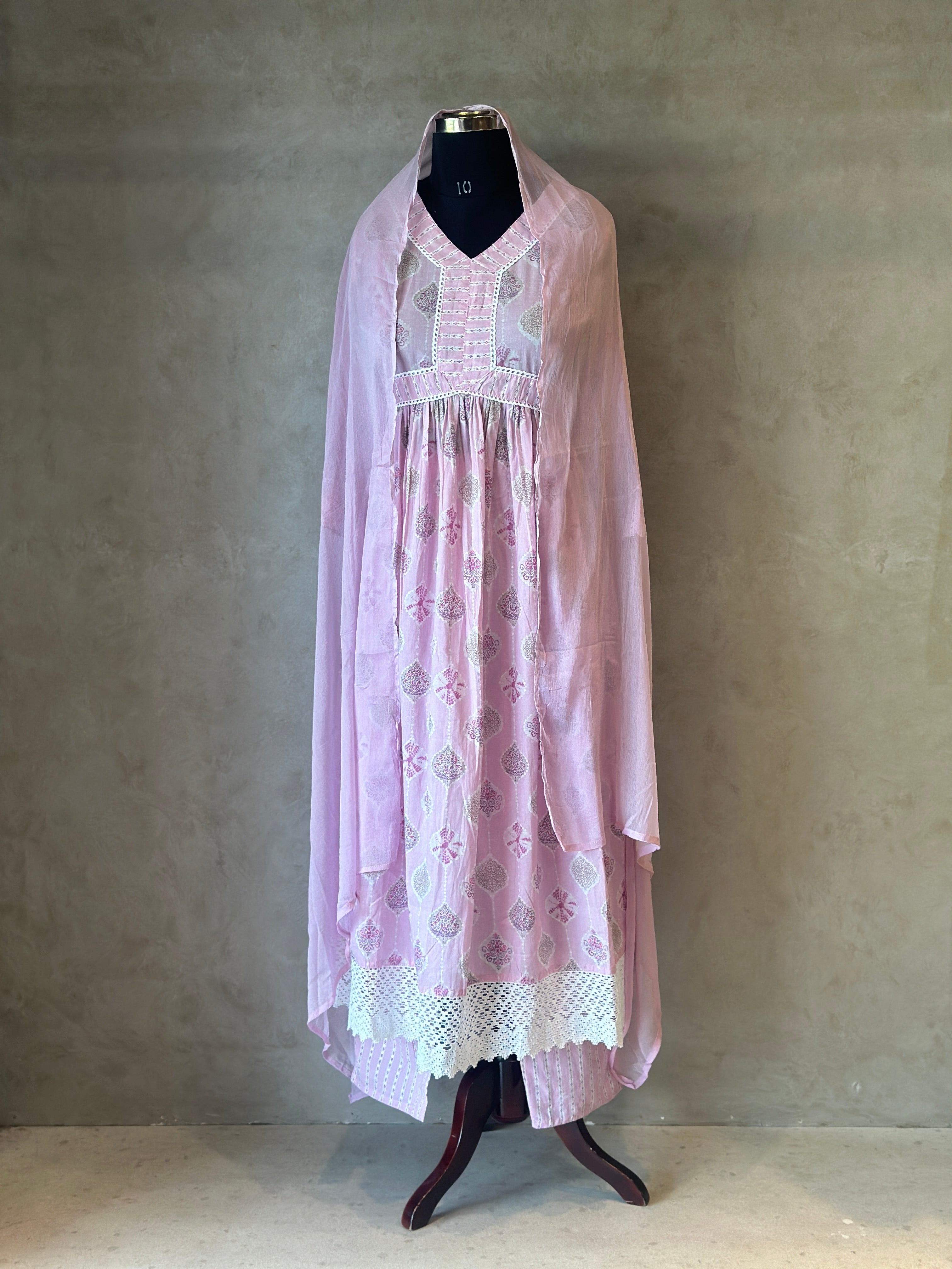 THREE PIECE COTTON SUIT SET