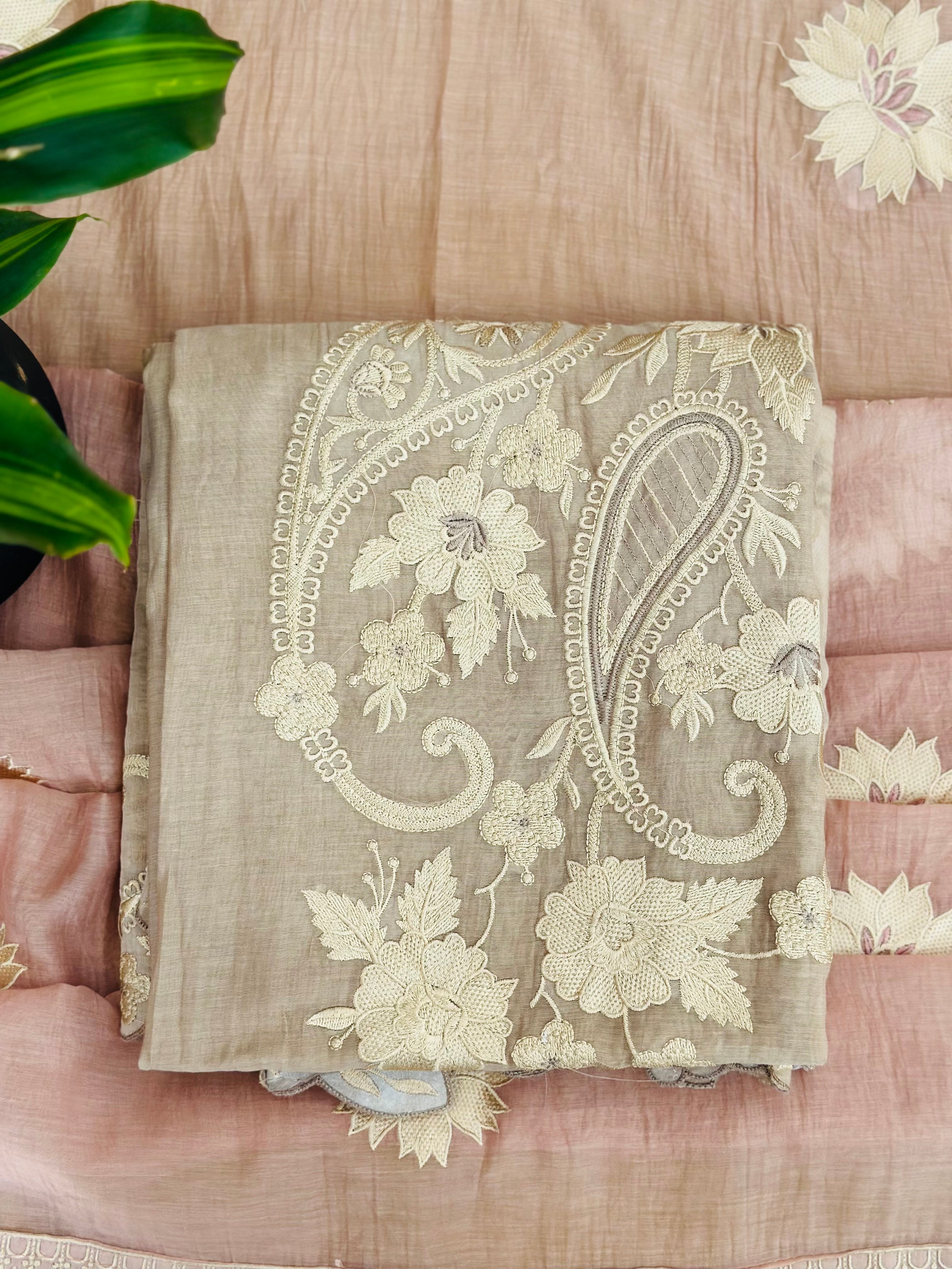 Royal Threadwork Premium Unstitched Set