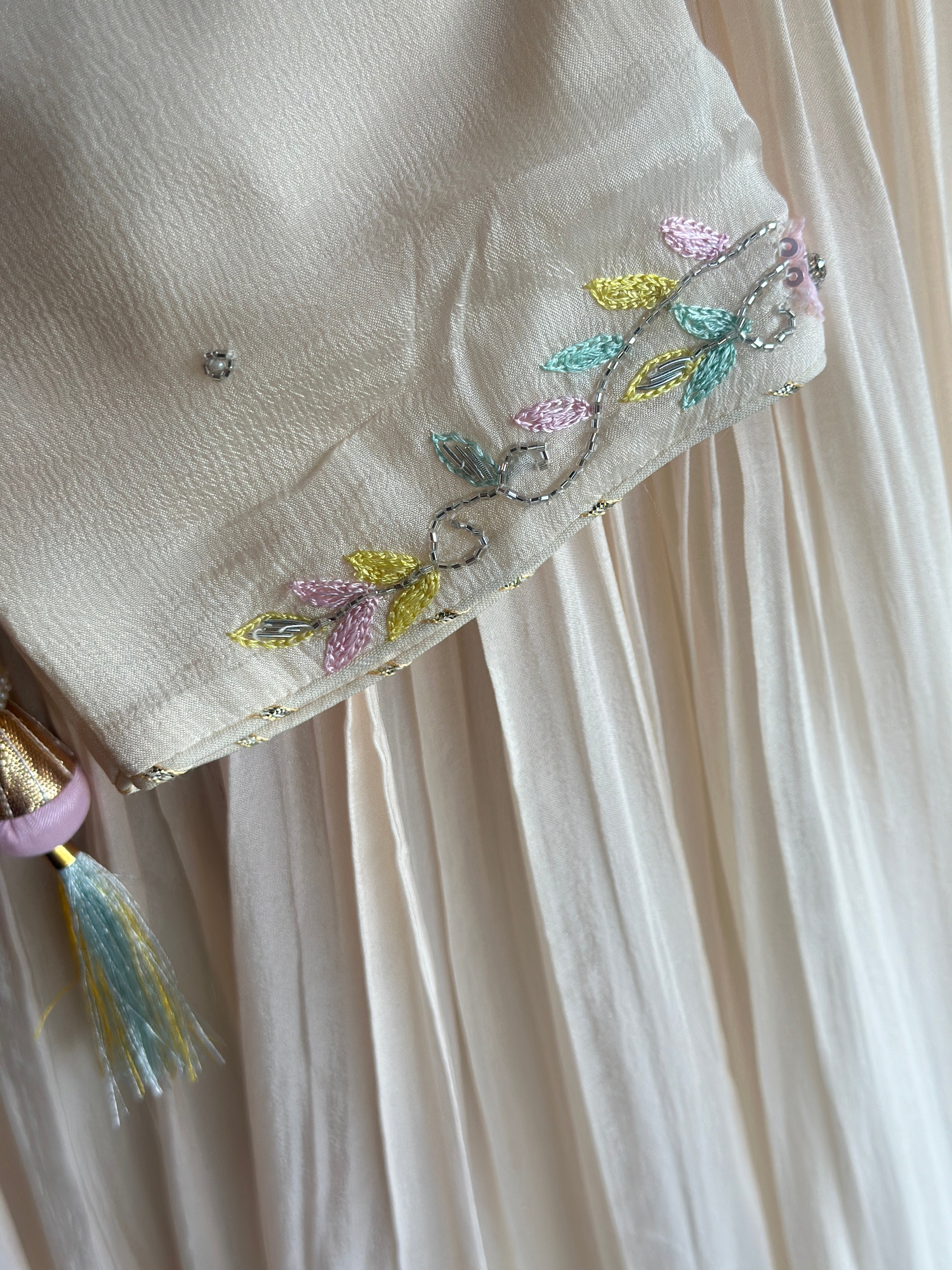 INDOWESTERN HEAVY GOWN SET