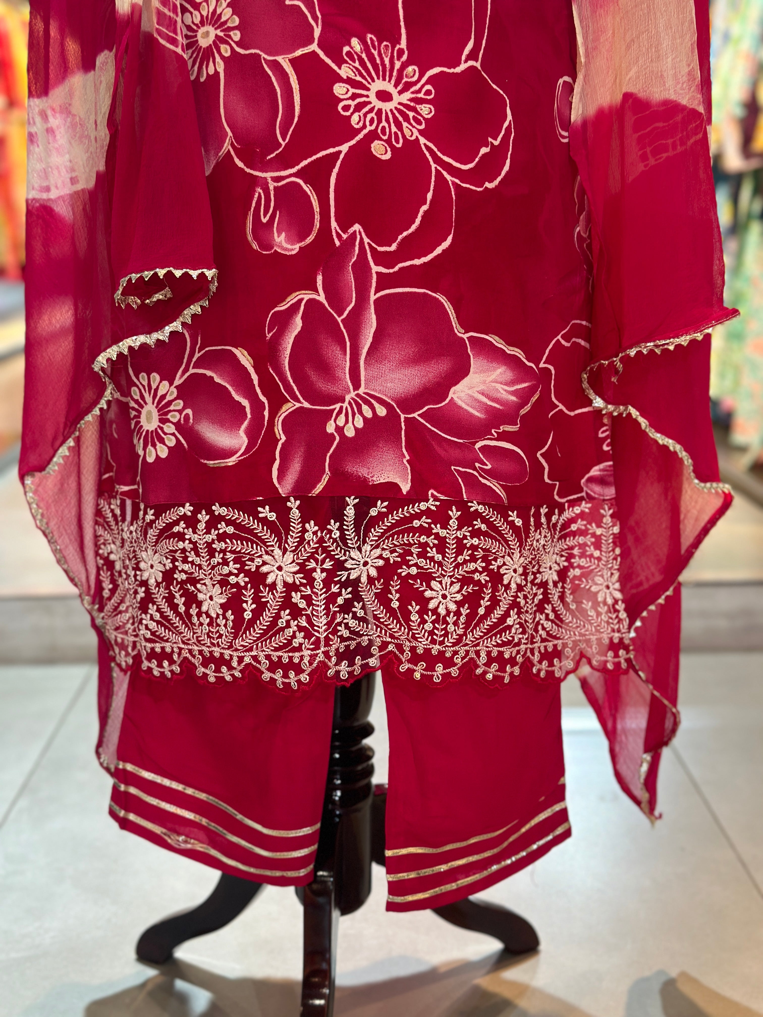 THREE PIECE RAYON STRAIGHT SUIT SET