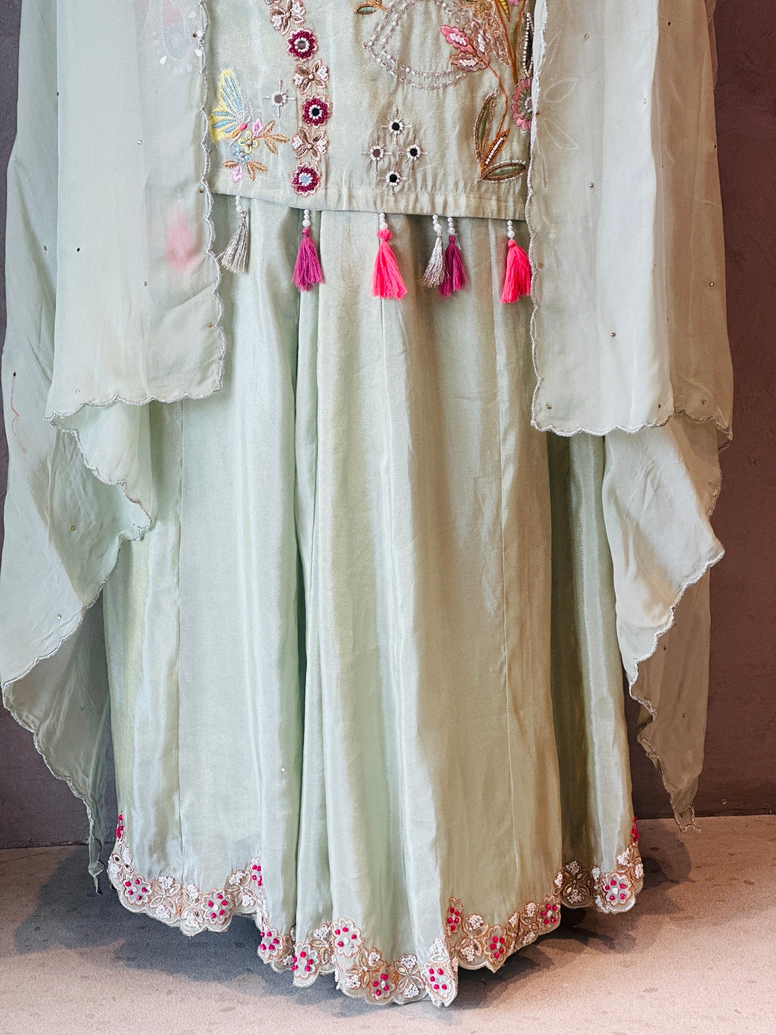 DIWALI SPECIAL HANDWORK SUIT SET