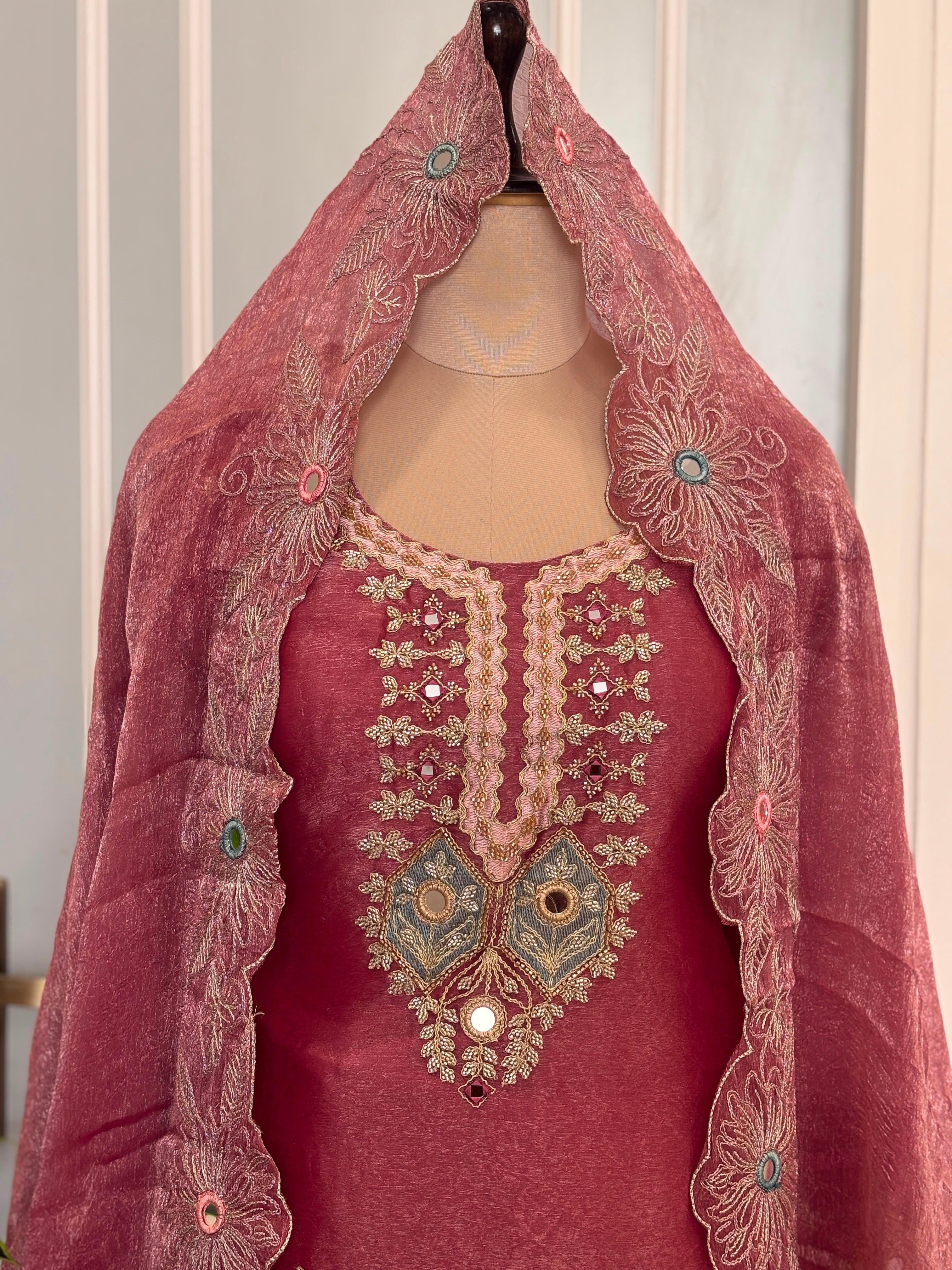 💫 Premium Mirror Work Kurta Pant Set with Beautiful Dupatta💫