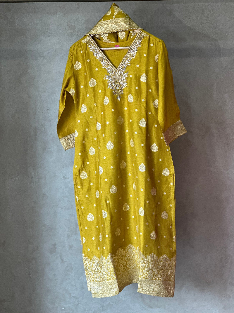 Classic Plazo Set With Handwork