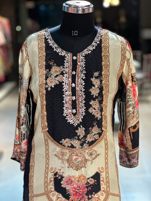 PAKISTANI STYLE MUSLIN SUIT SET