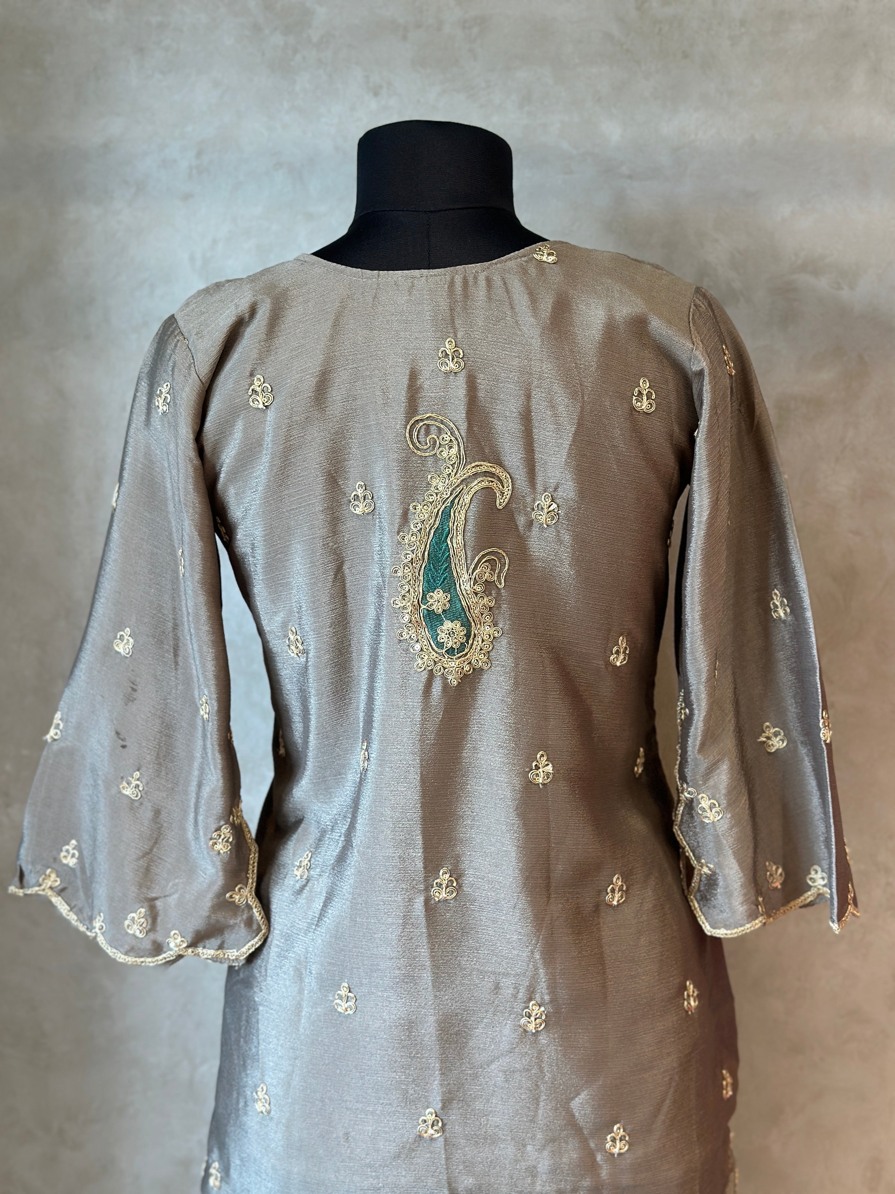 🌷🦋BEAUTIFUL HANDWORK PLAZO SET IN TWO SHADES 🦋🌷