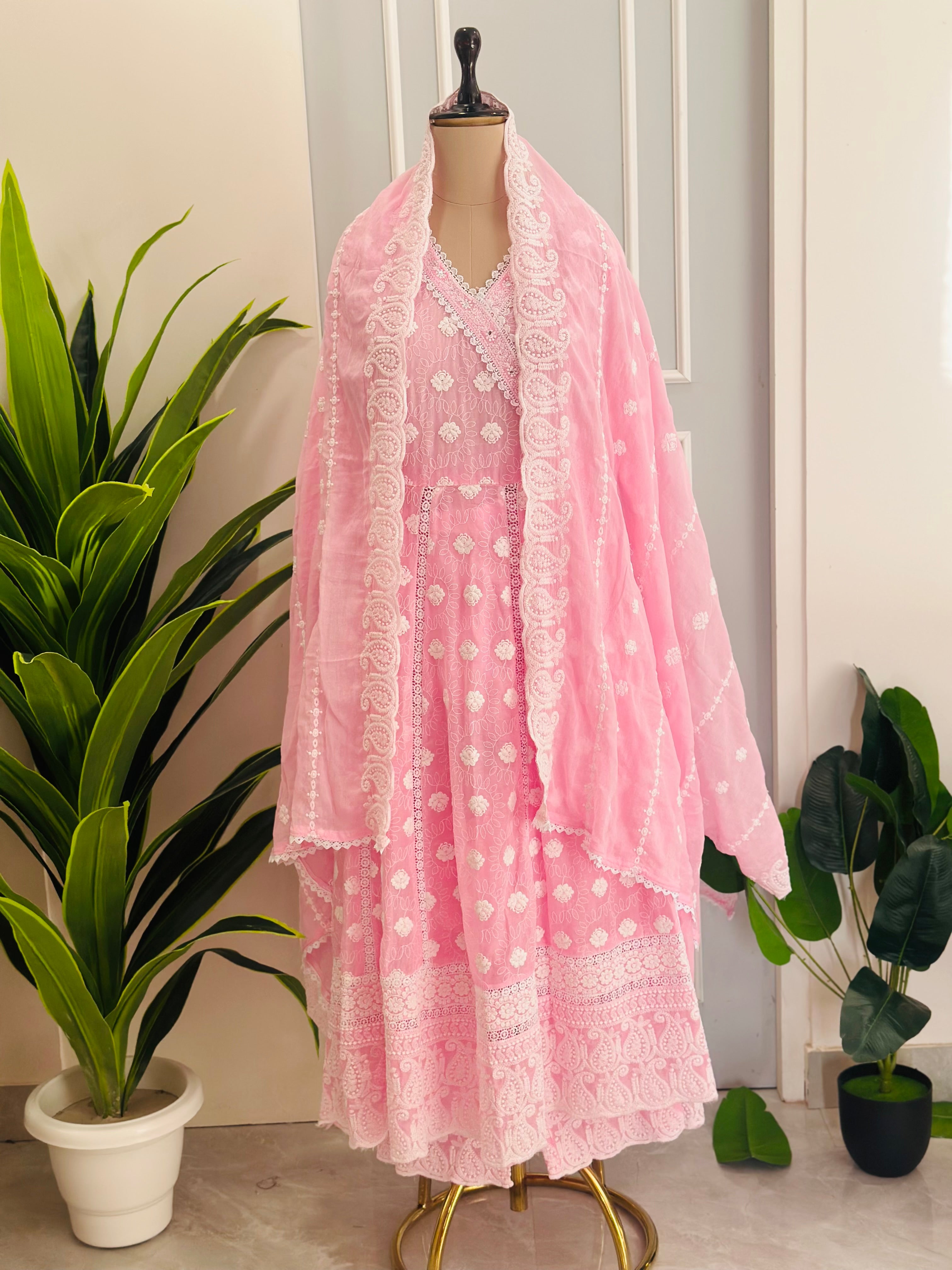 Beautiful Chikankari Suit Set