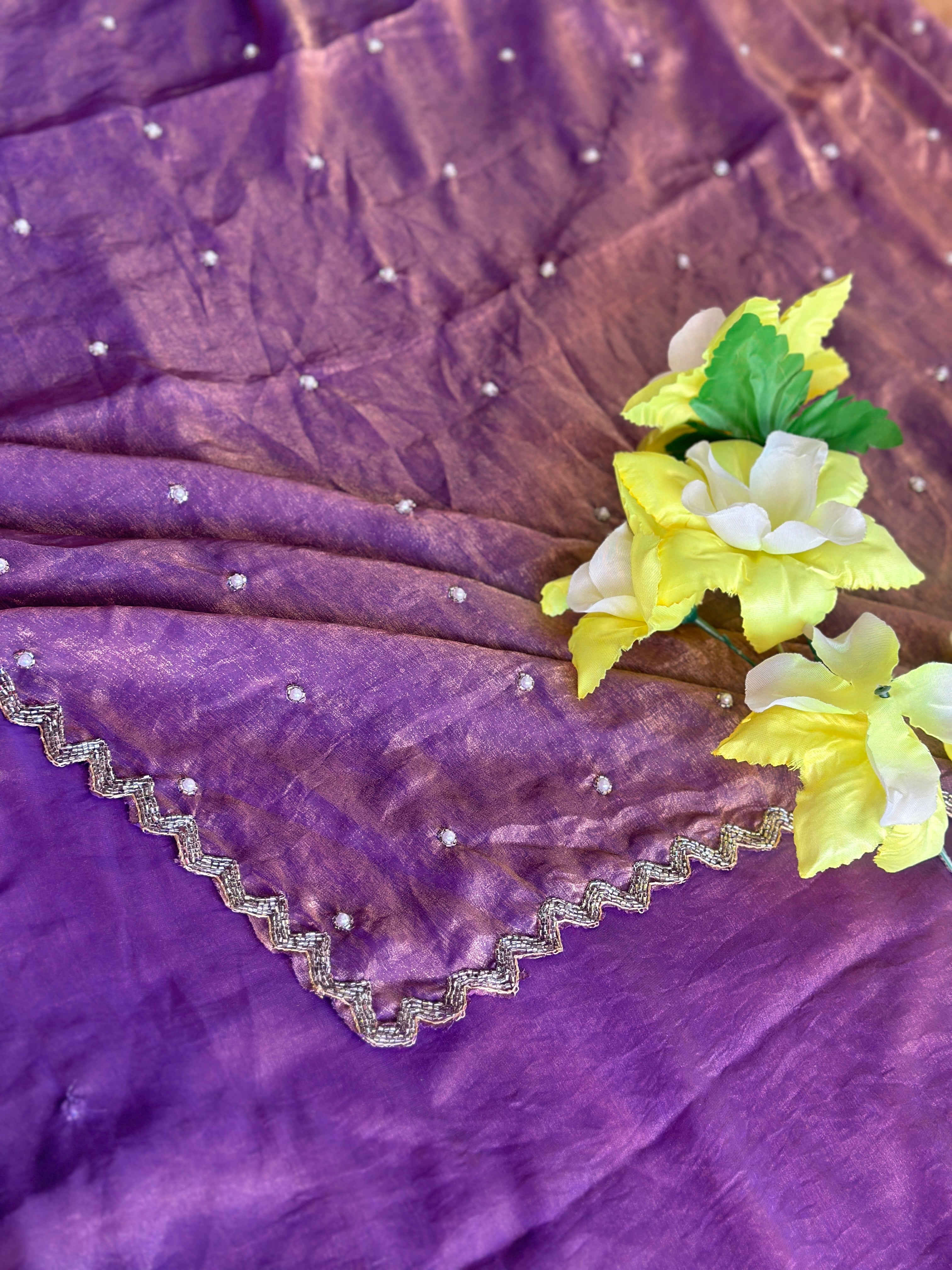 🌼✨GOLDEN GRACE SOFT SHIMMER SAREE✨🌼