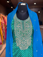 STRAIGHT BHANDEJ SUIT SET