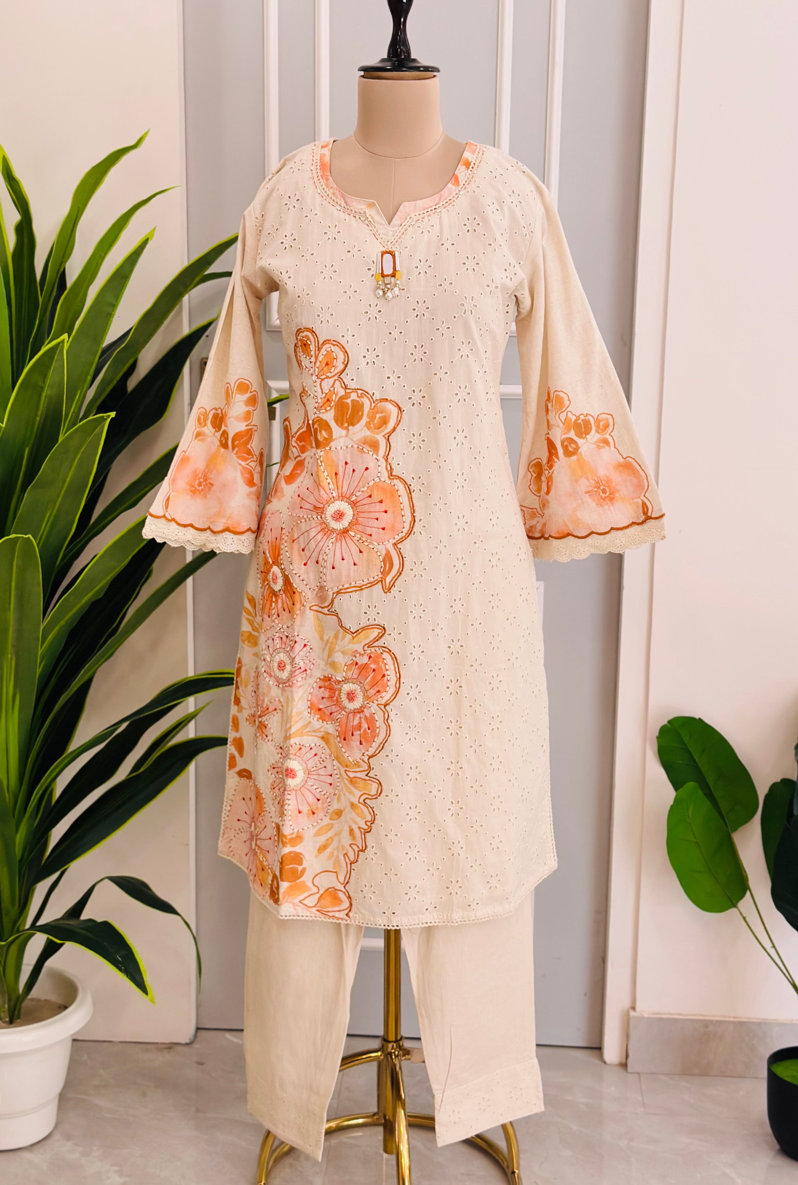 Floral Elegance Kurta Set