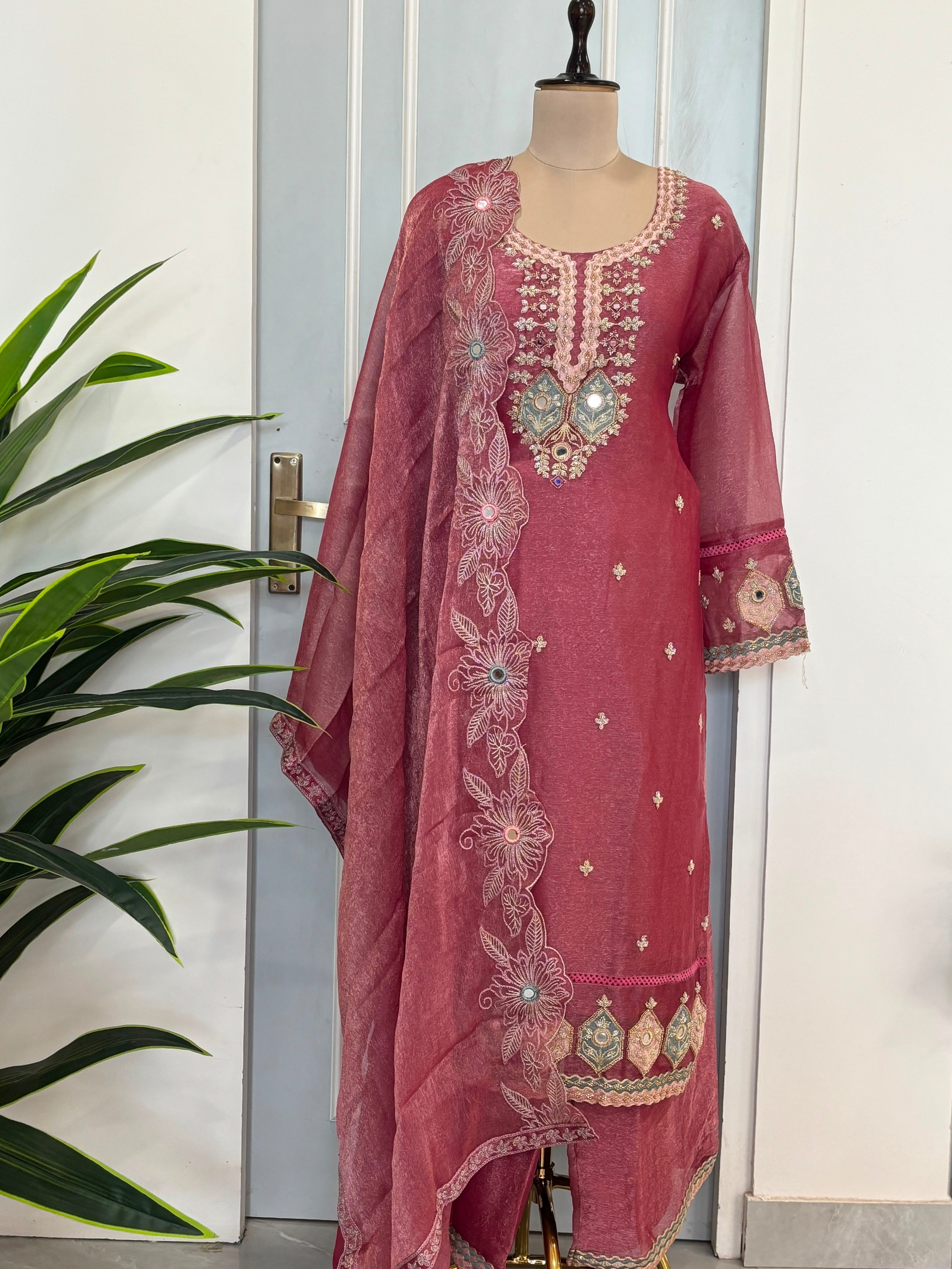 💫 Premium Mirror Work Kurta Pant Set with Beautiful Dupatta💫