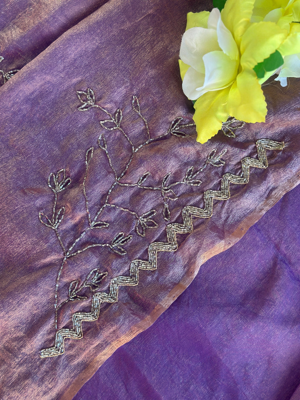 🌼✨GOLDEN GRACE SOFT SHIMMER SAREE✨🌼