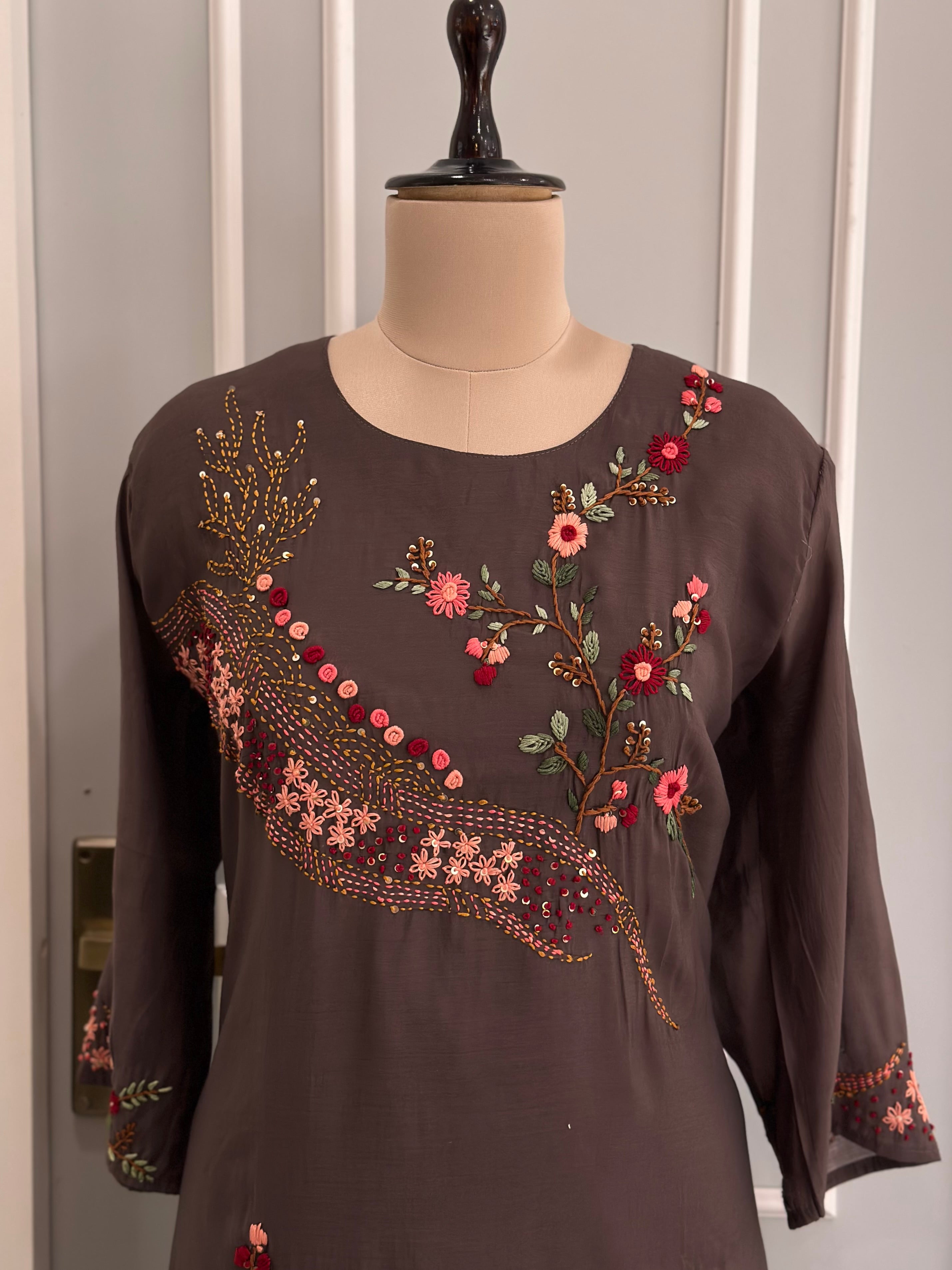 Beautiful Hand Embroidery Suit Set