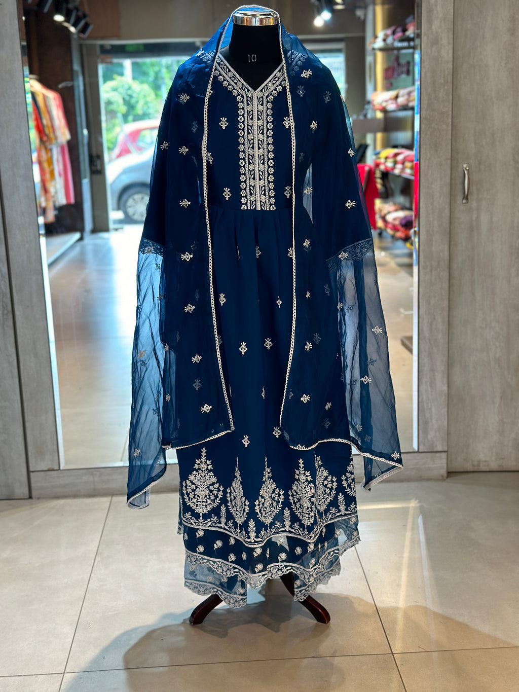 THERE PEICE ANARKALI SUIT SET