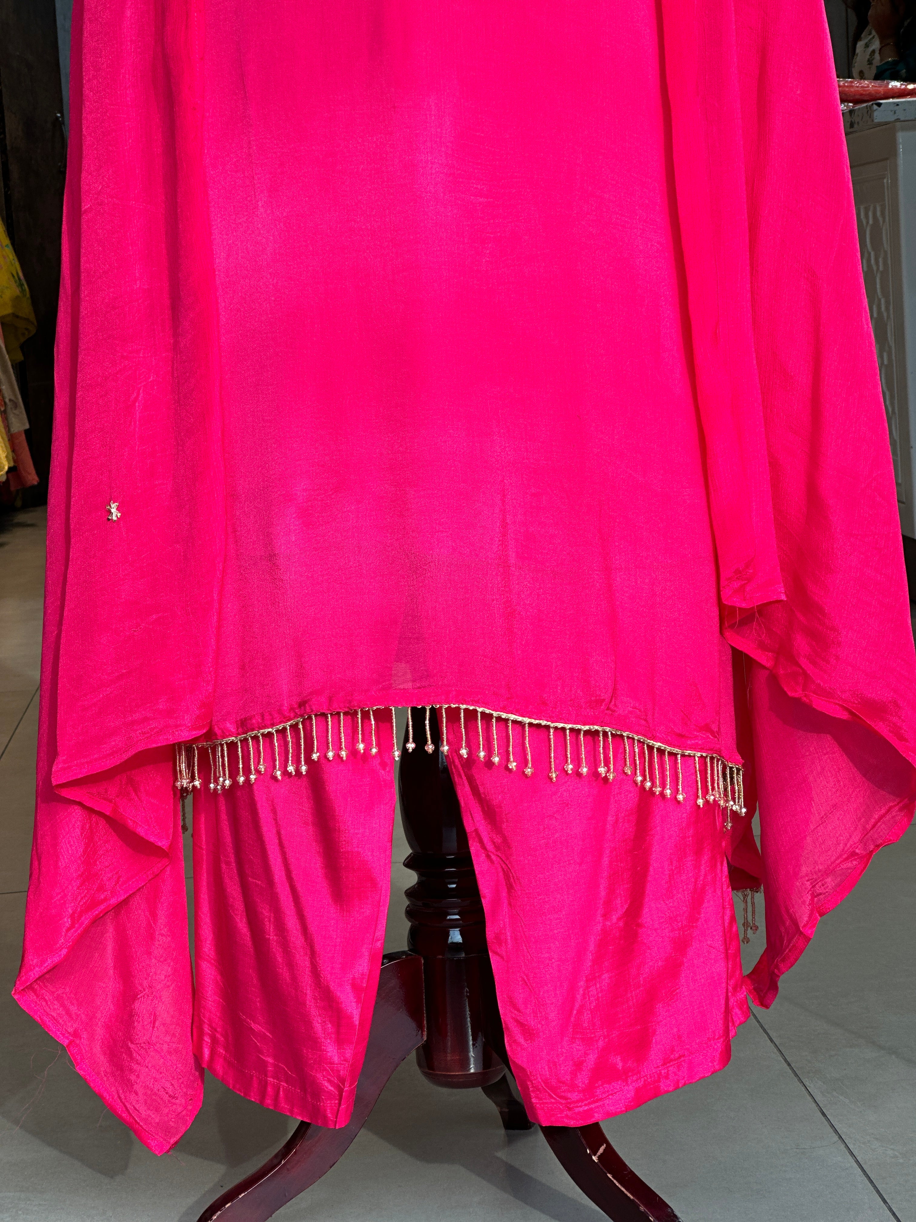 A LINE HANDWORK SUIT SET