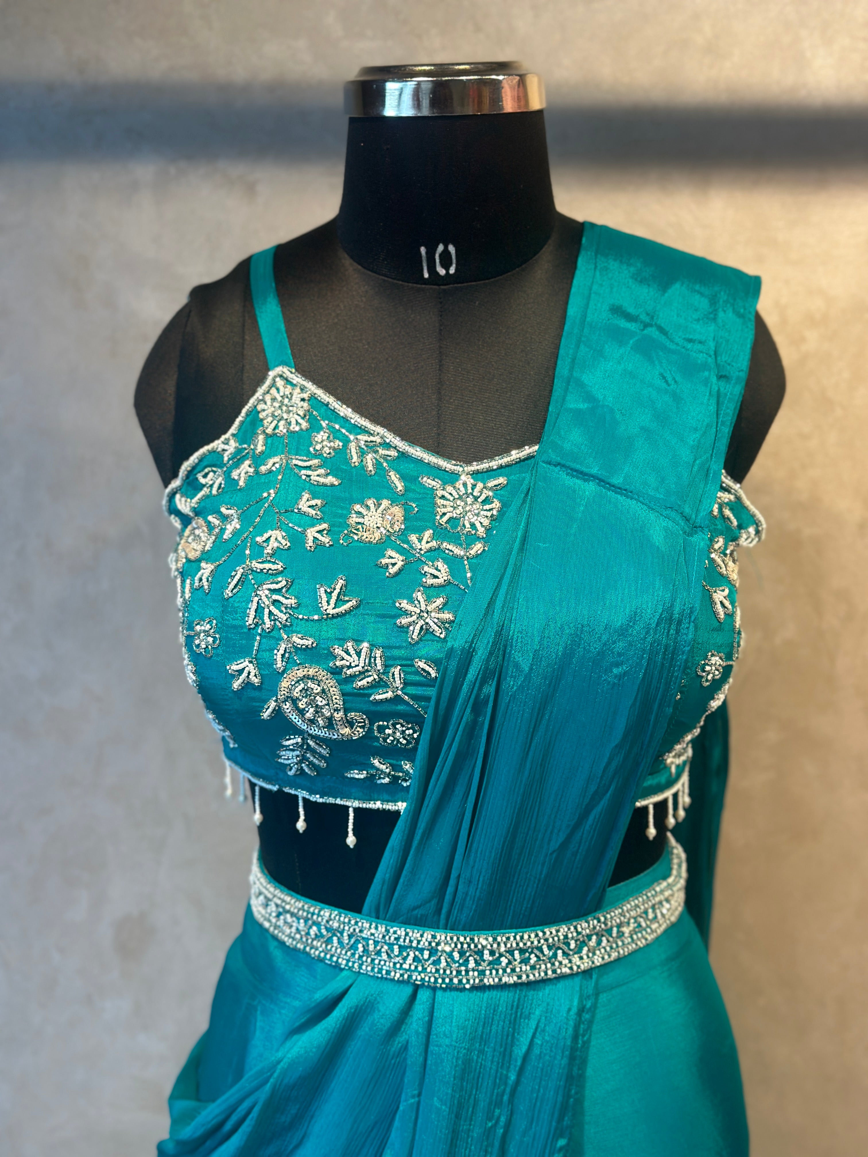 PRE-DRAPPED SAREE SHURG SET