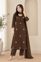 Graceful Floral Work Kurta Set