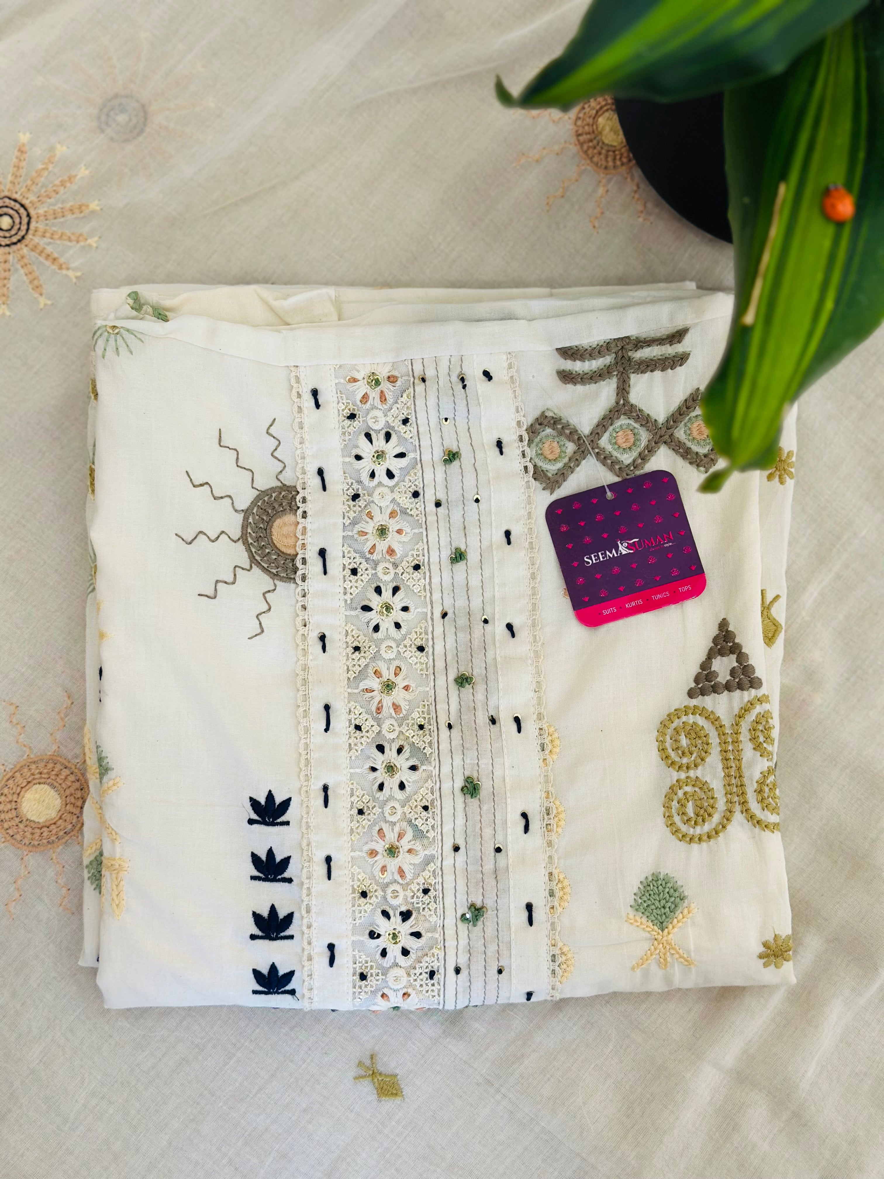 Classic Thread Embroidered Suit Set (Unstitched)