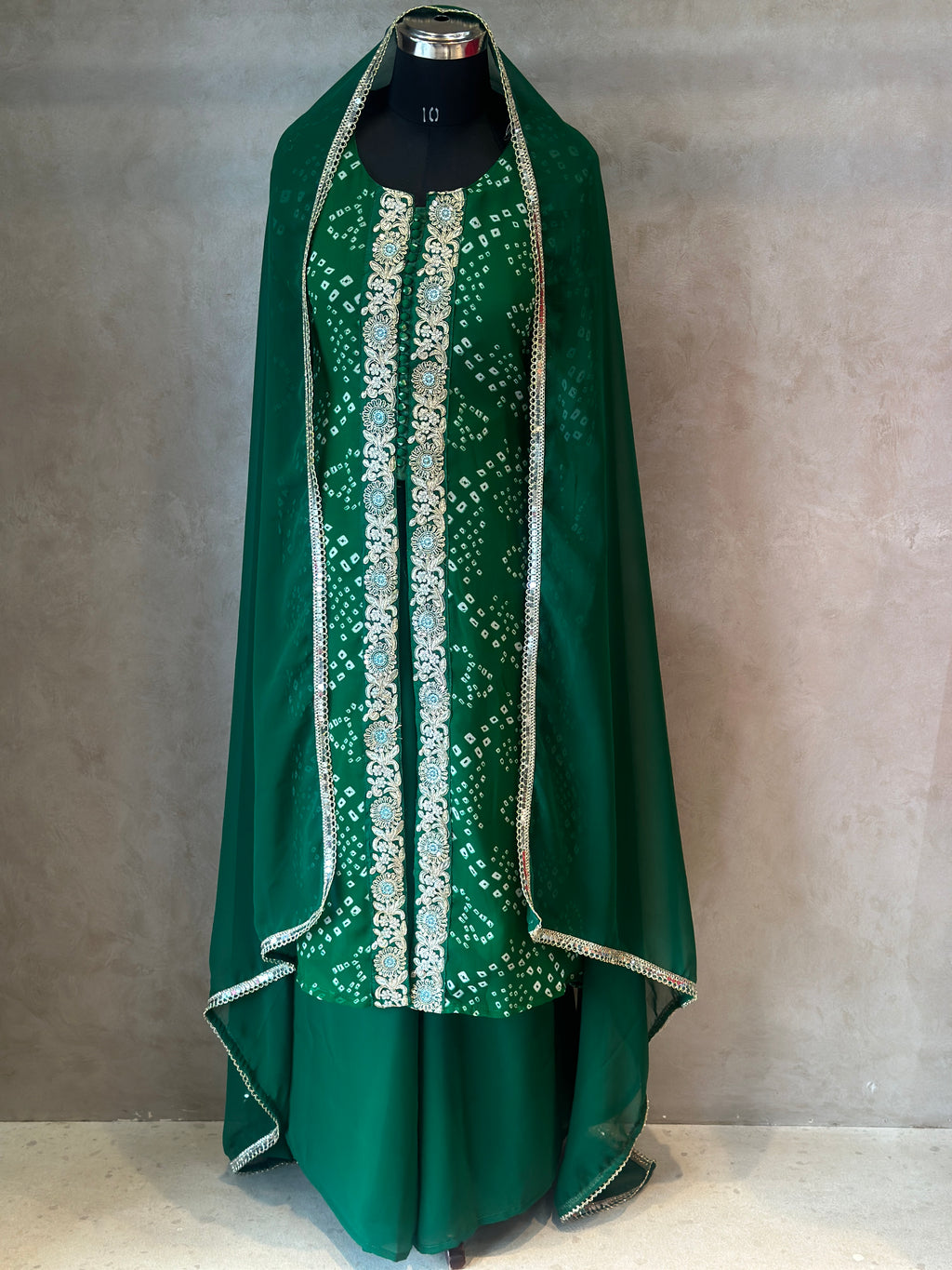 BEAUTIFUL BHANDEJ SPECIAL PLAZO SET