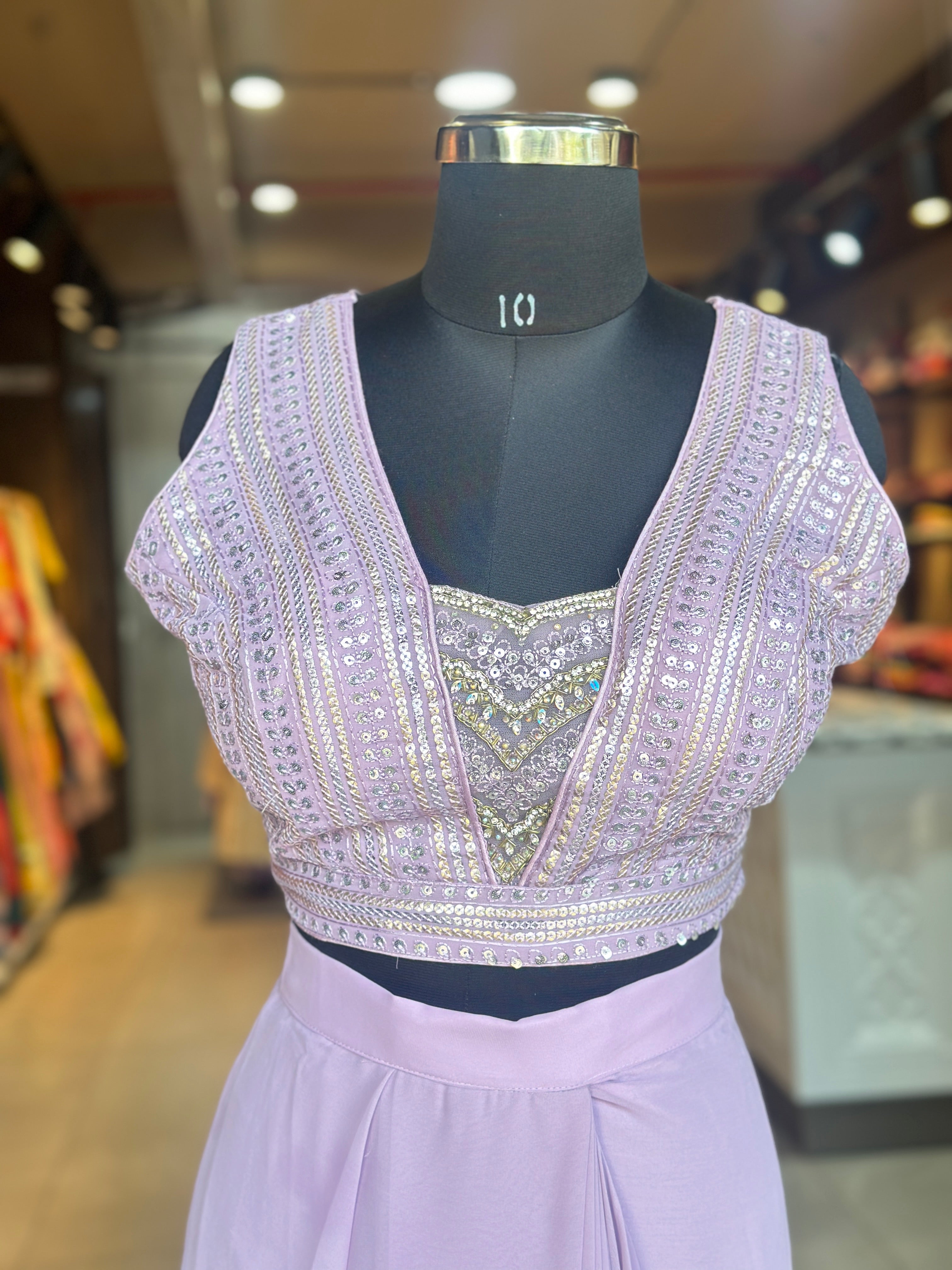 Draping Saree With Heavy Blouse