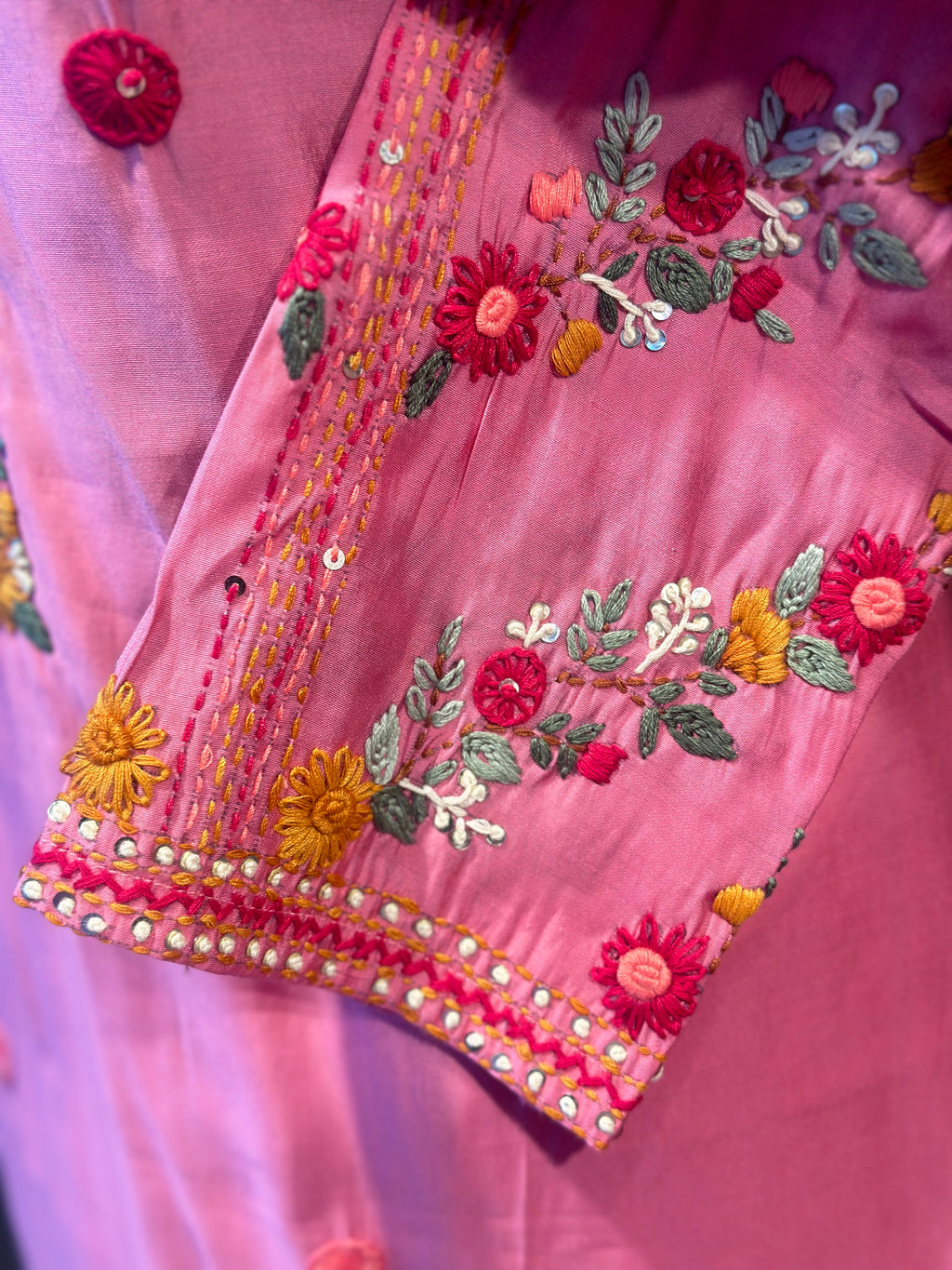HAND EMBROIDERED SUIT SET
