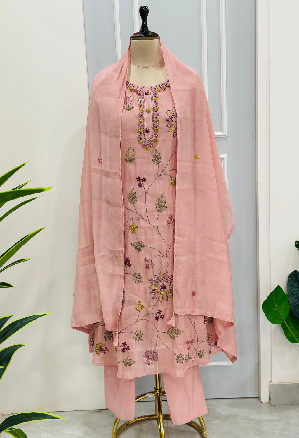 Elegant hand embroidery mul Chanderi suit set