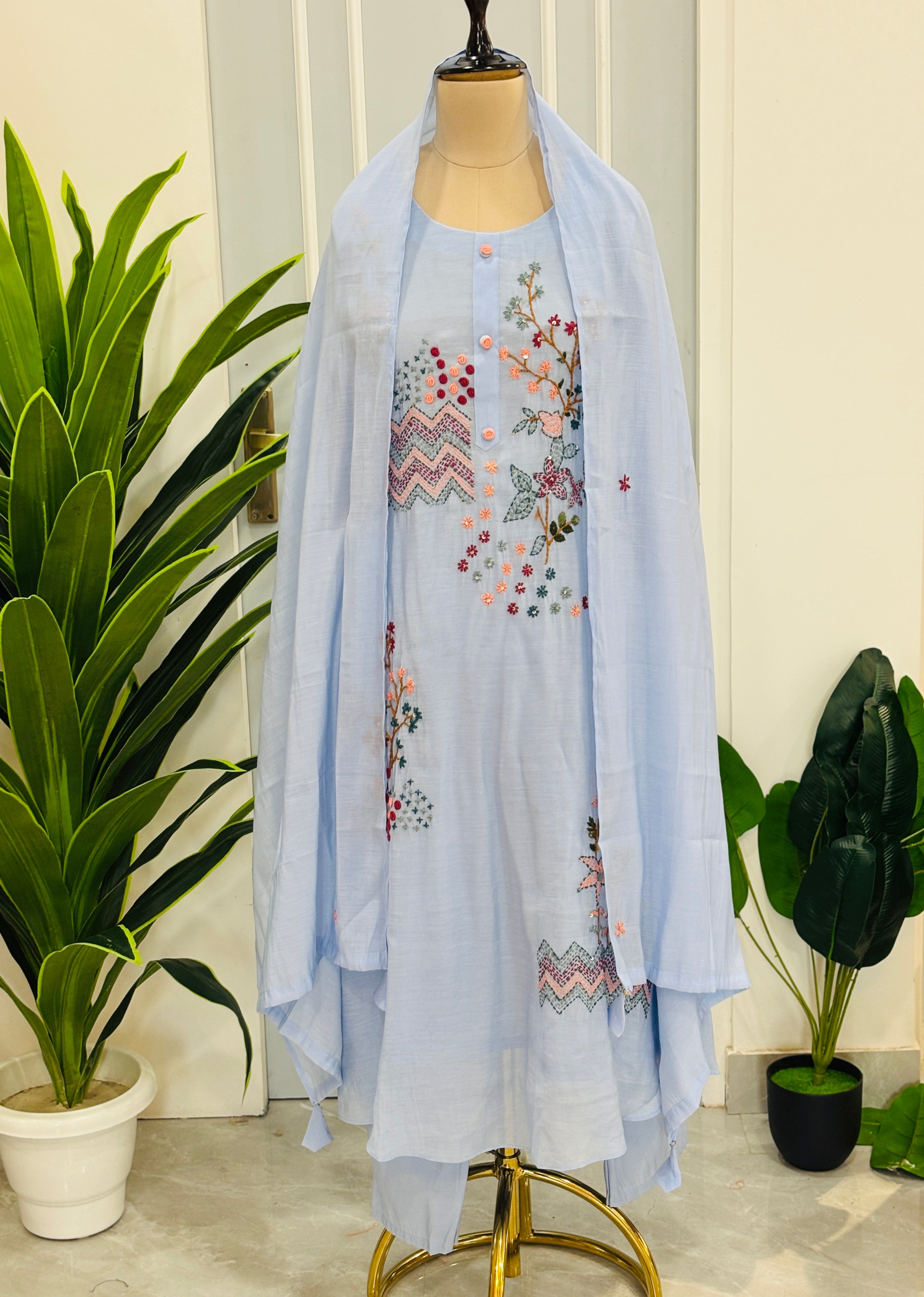 Hand Embroidered Three piece Suit Set