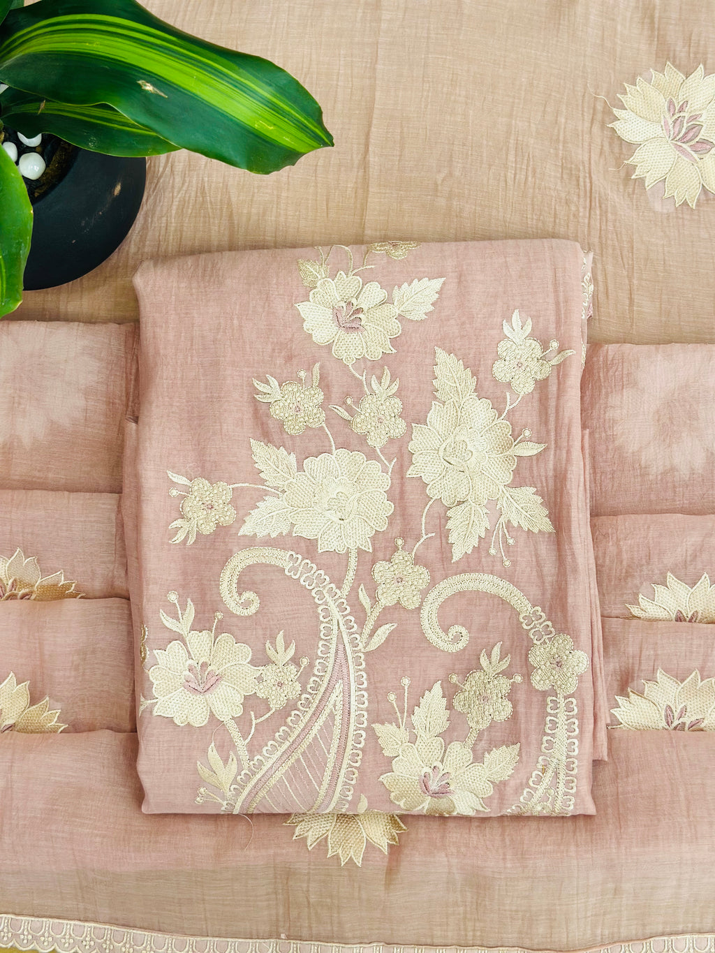 Royal Threadwork Premium Unstitched Set