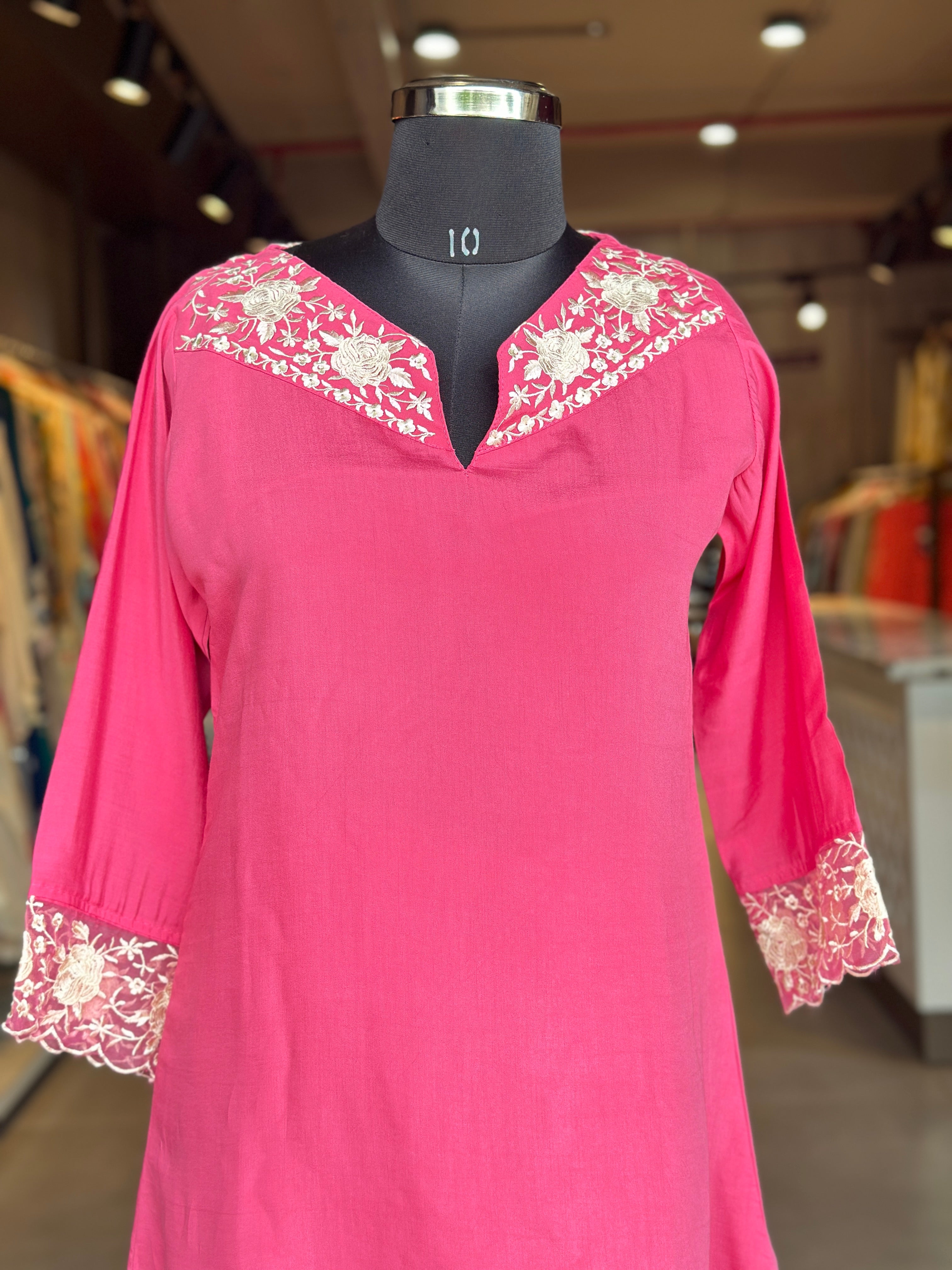 EMBROIDERED SUIT SET