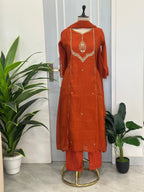 Graceful Festive Kurta Set with Delicate Embroidery