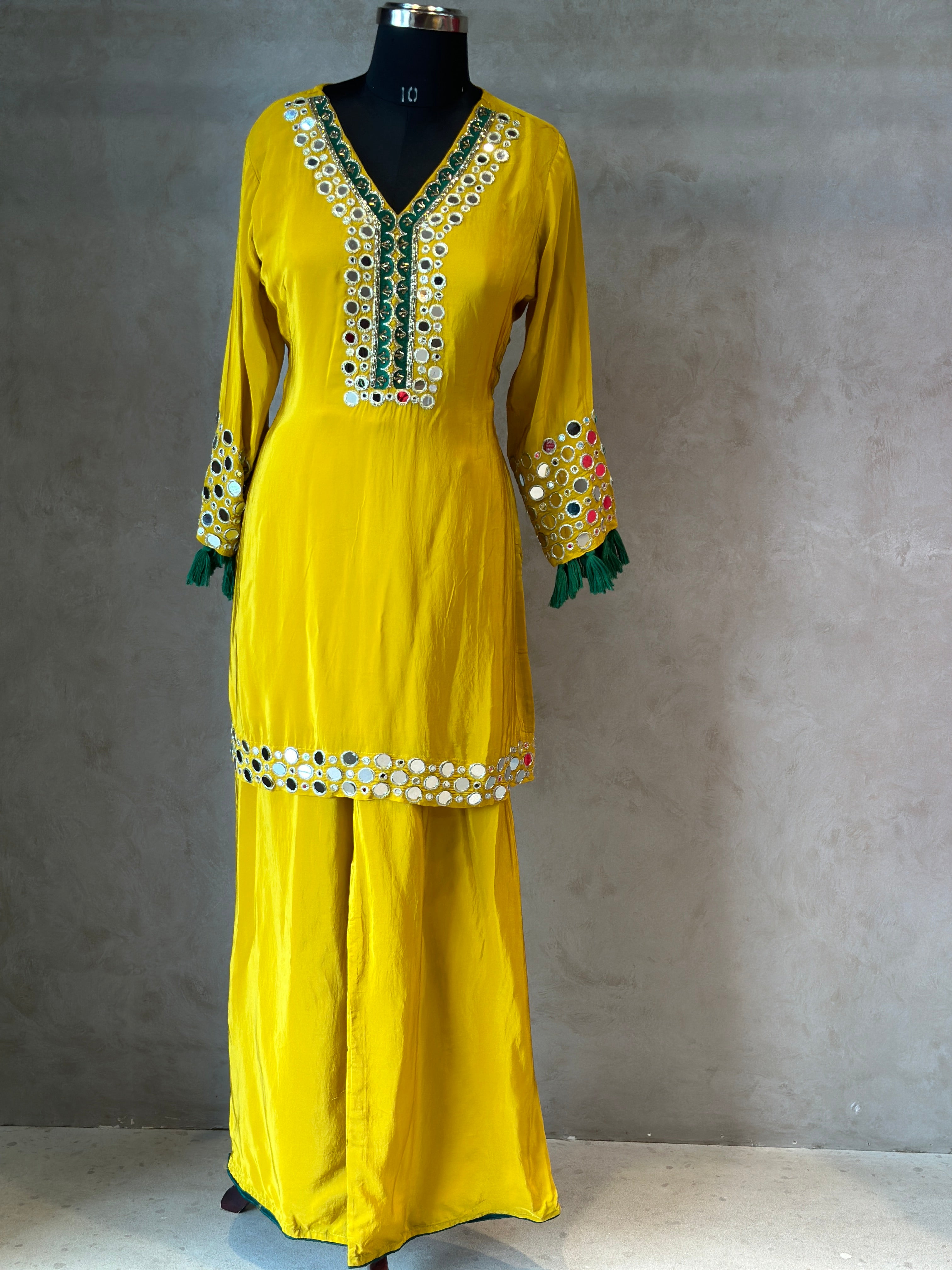 PREMIUM PLAZO SET WITH ORIGINAL MIRROR WORK