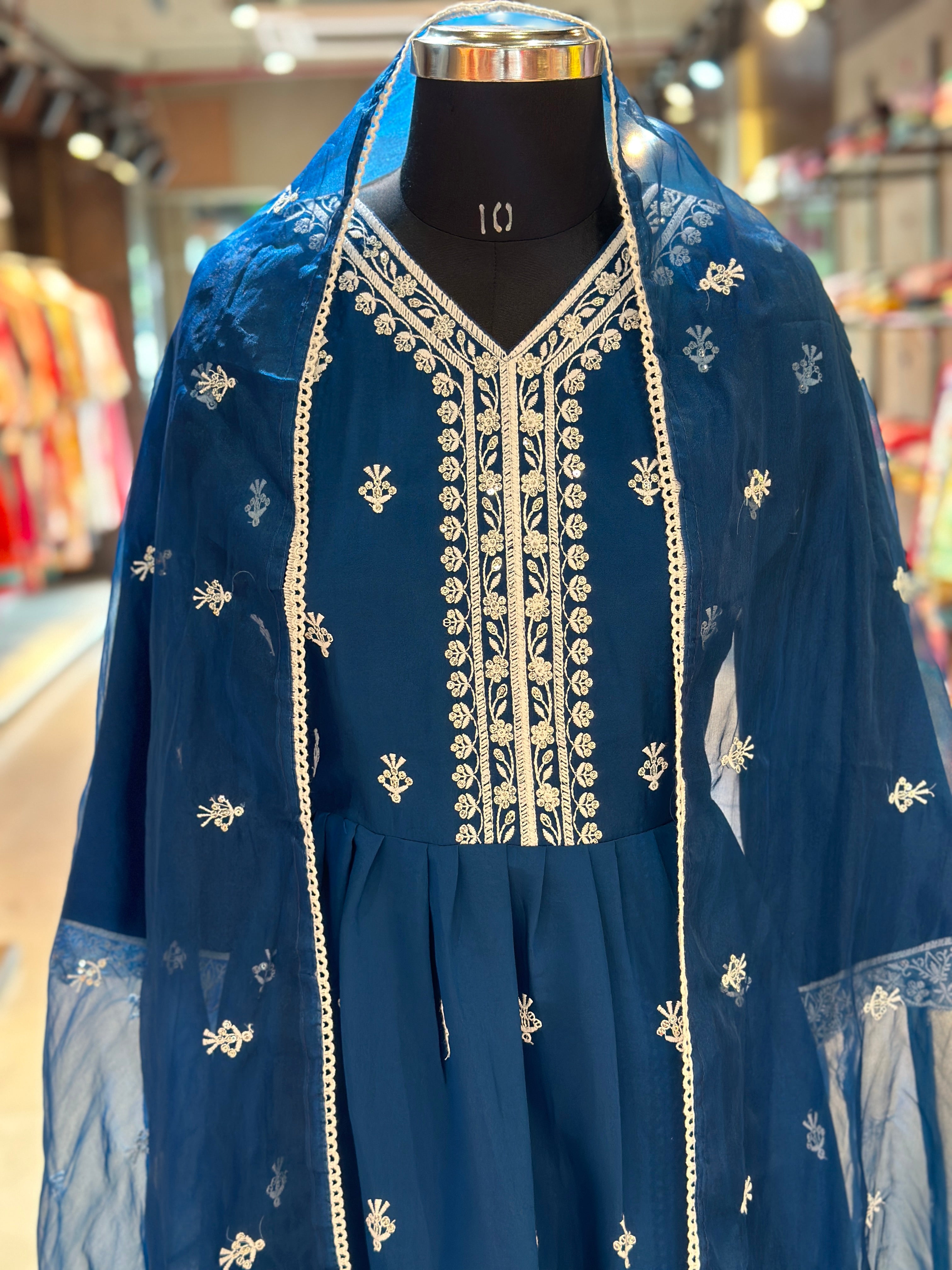 THERE PEICE ANARKALI SUIT SET