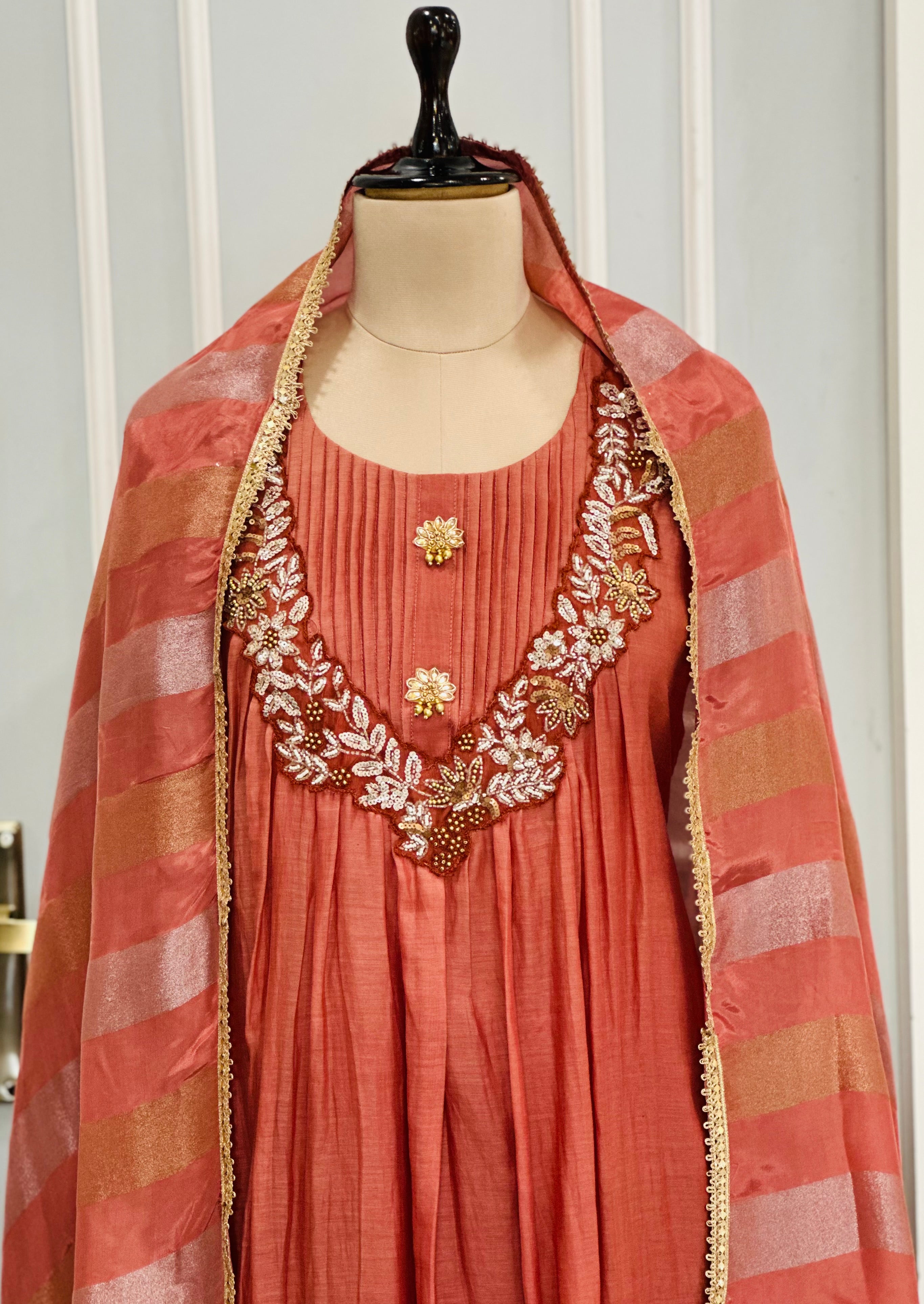 Classic Handwork Suit Set