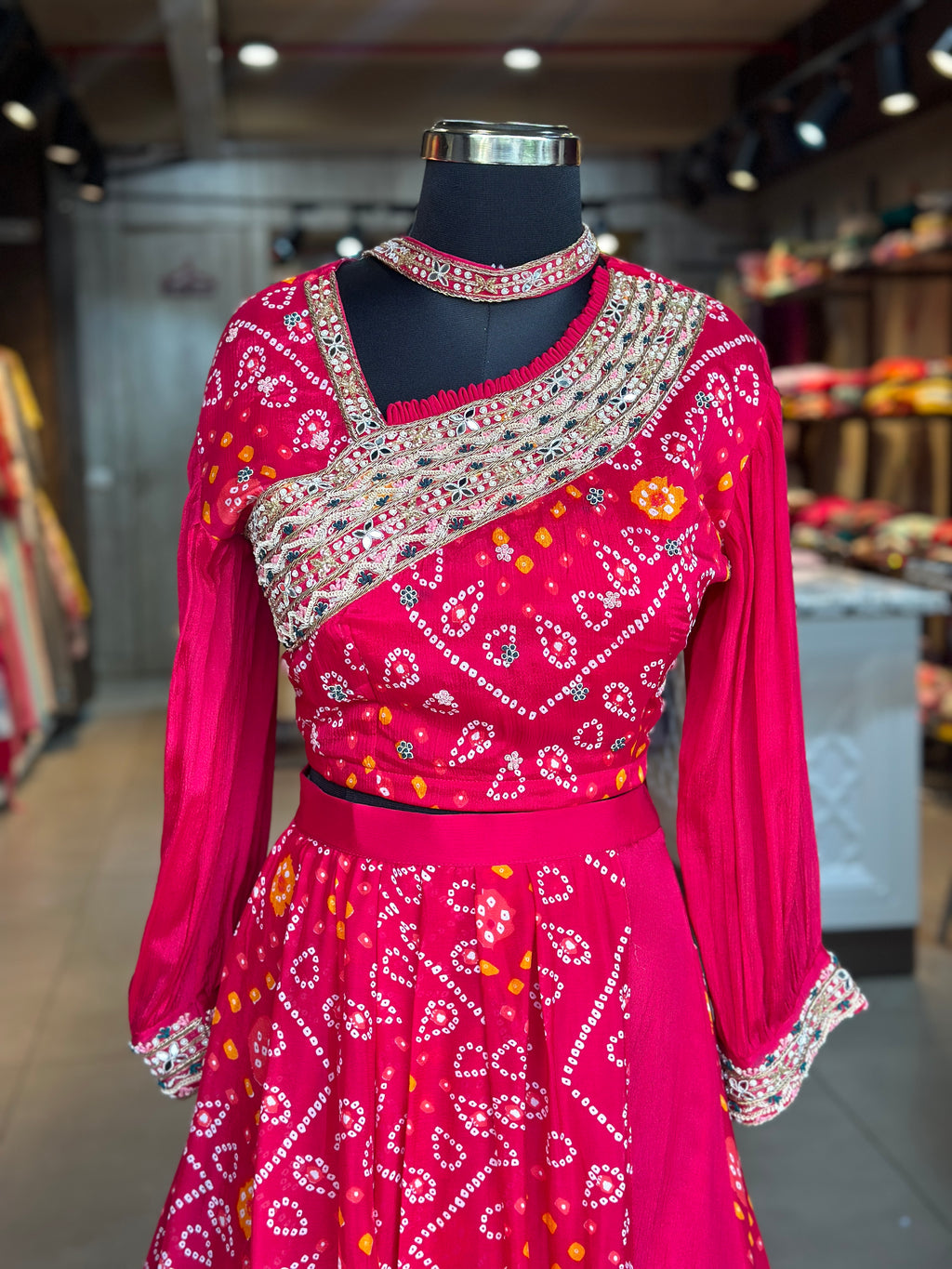BHANDEJ LEHNGA SET