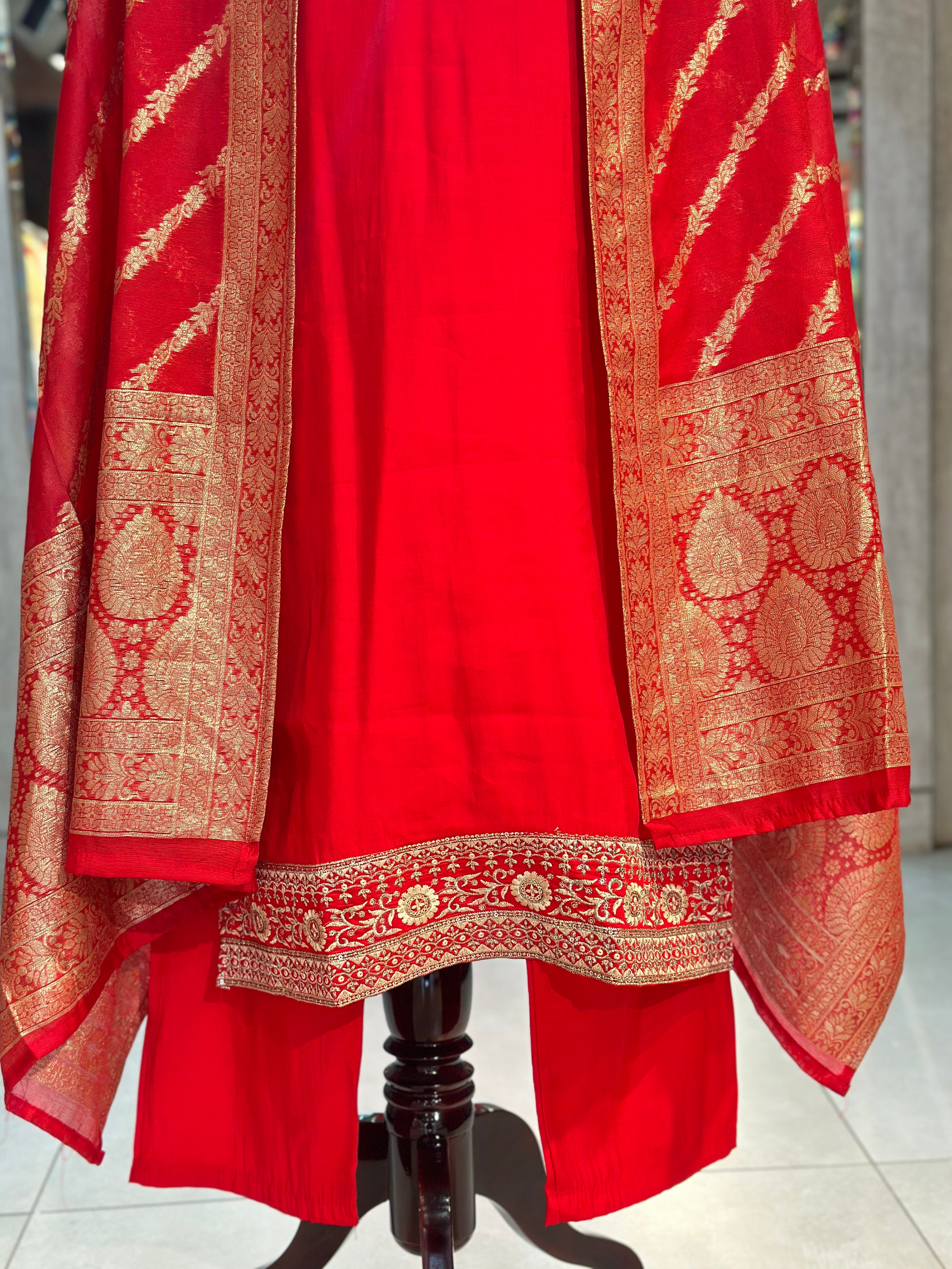 BANARASI STRAIGHT SUIT SET