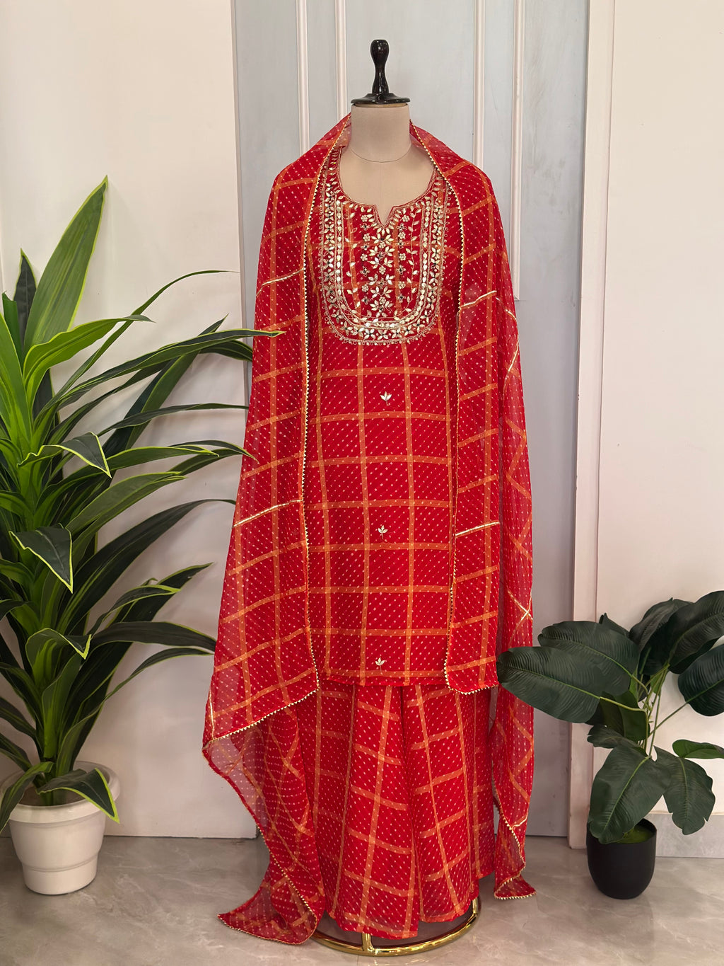 🌿 Surkh Saaj Gota Patti Festive Set 🌿