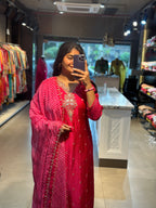 MUSLIN STRAIGHT SUIT SET