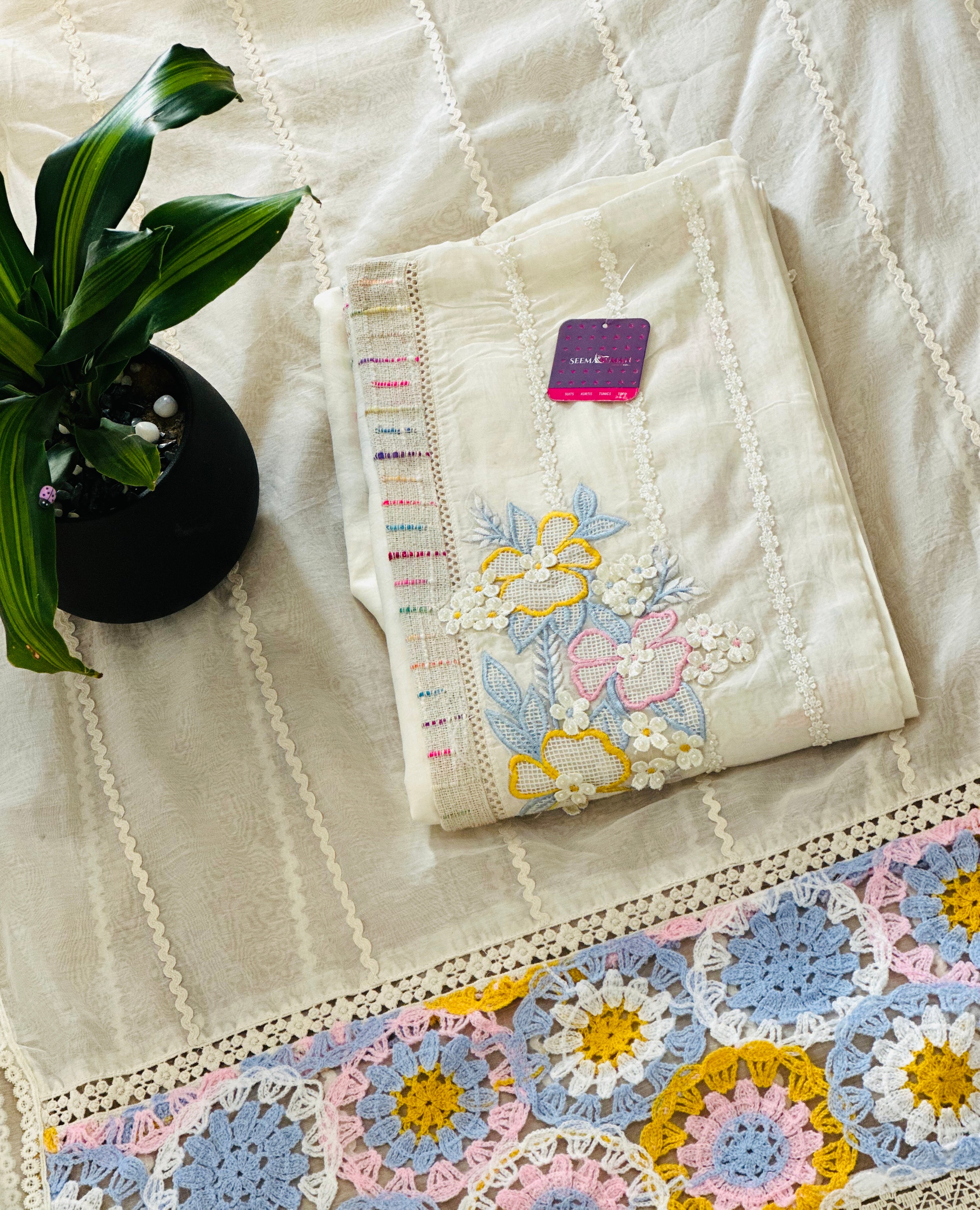 Royal Threads Embroidered Suit Set (Unstitched)