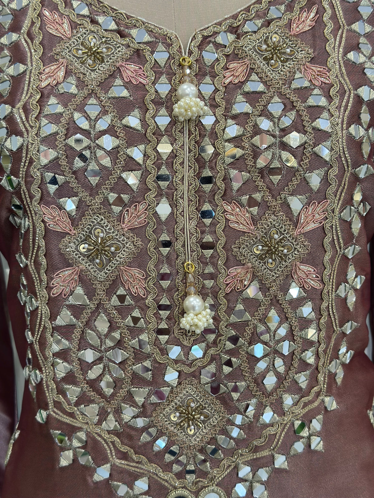 Premium Festive Handwork Set With Potli