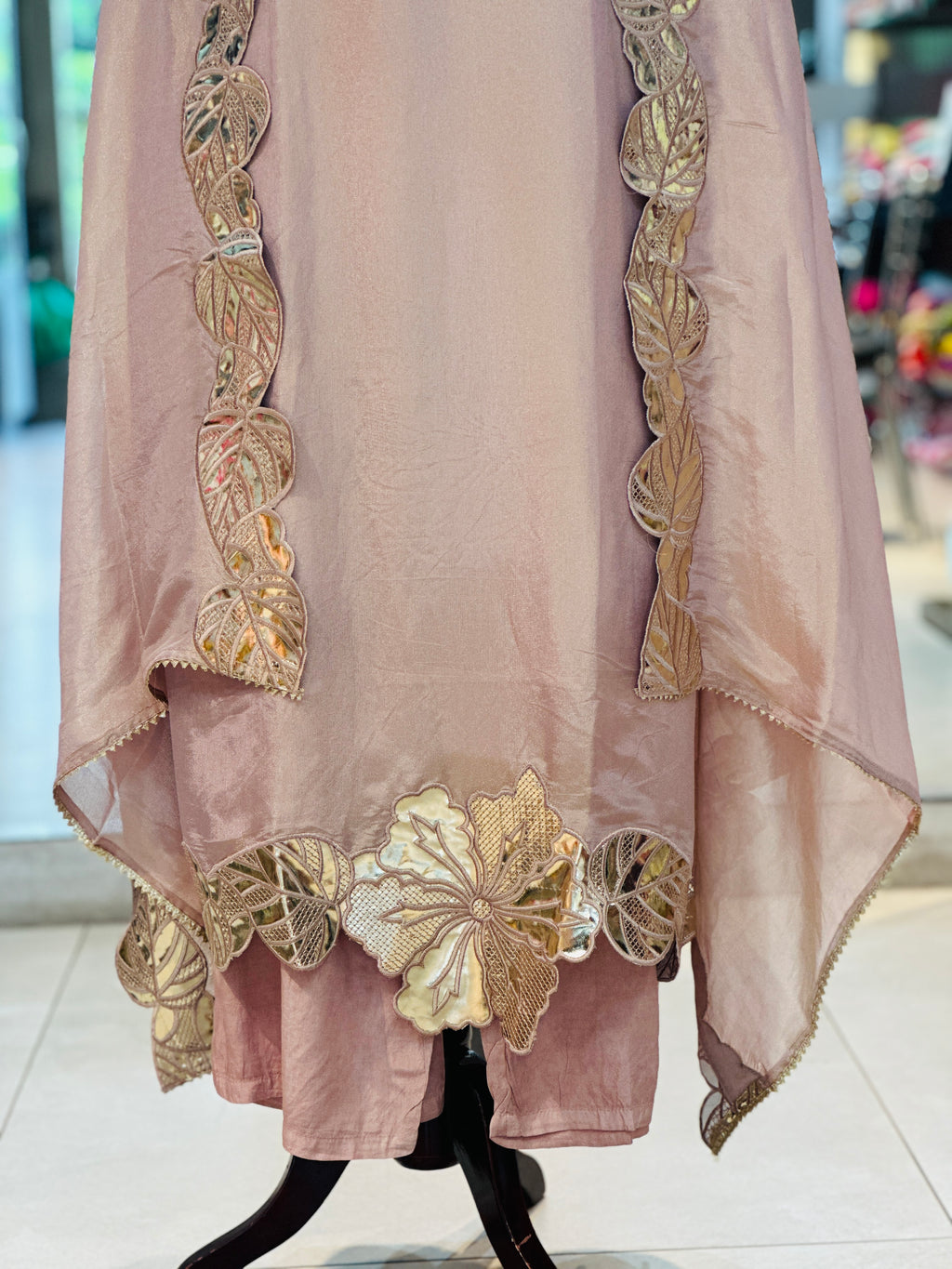 BEAUTIFUL PURE ZAR TISSUE SUIT SET