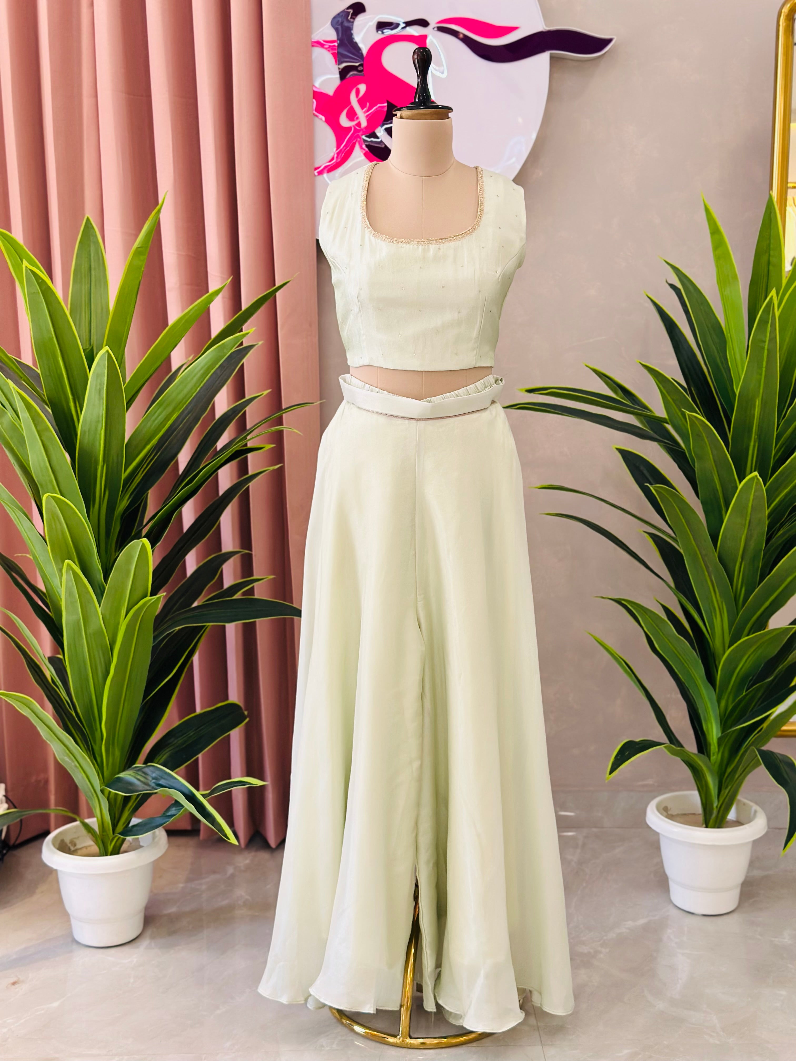 Morden Grace Handwork Co-ord Set