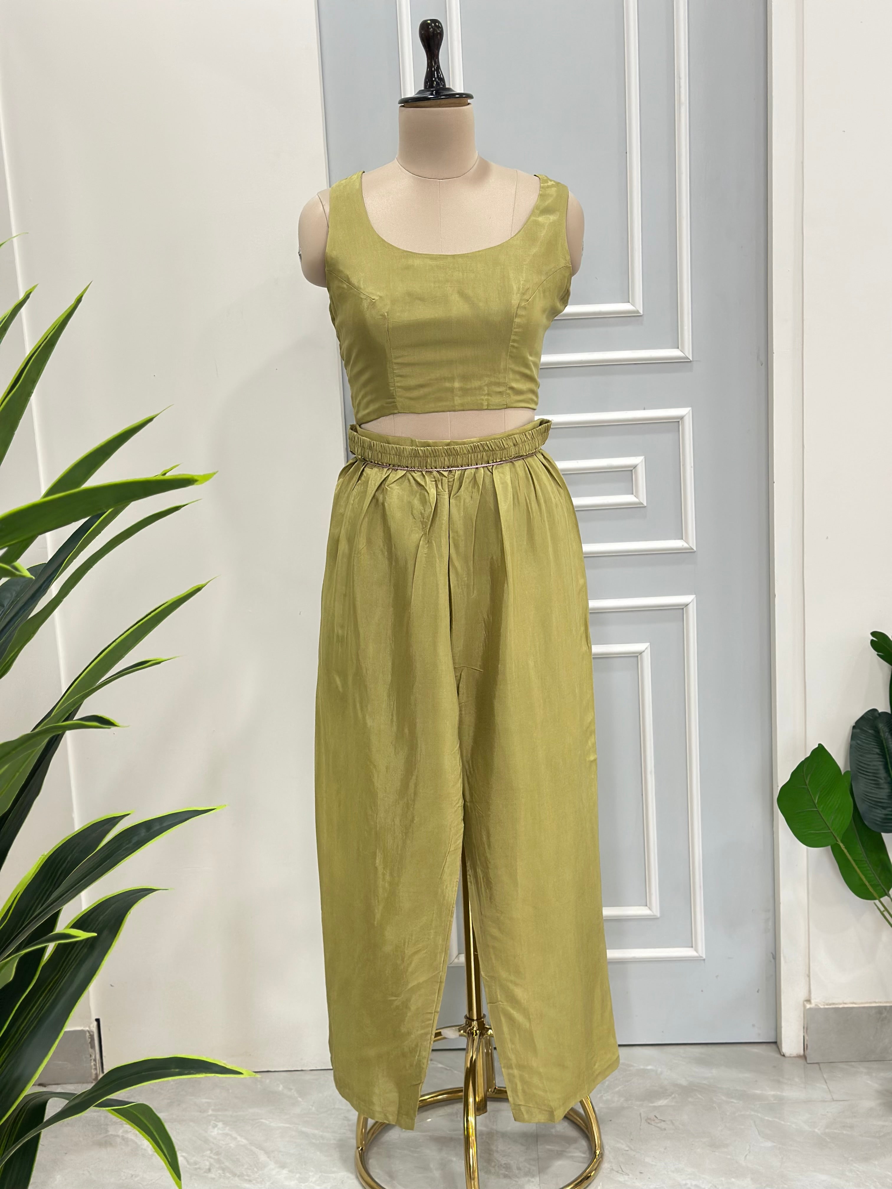 Premium Handwork Kurta Set In Pure Organza