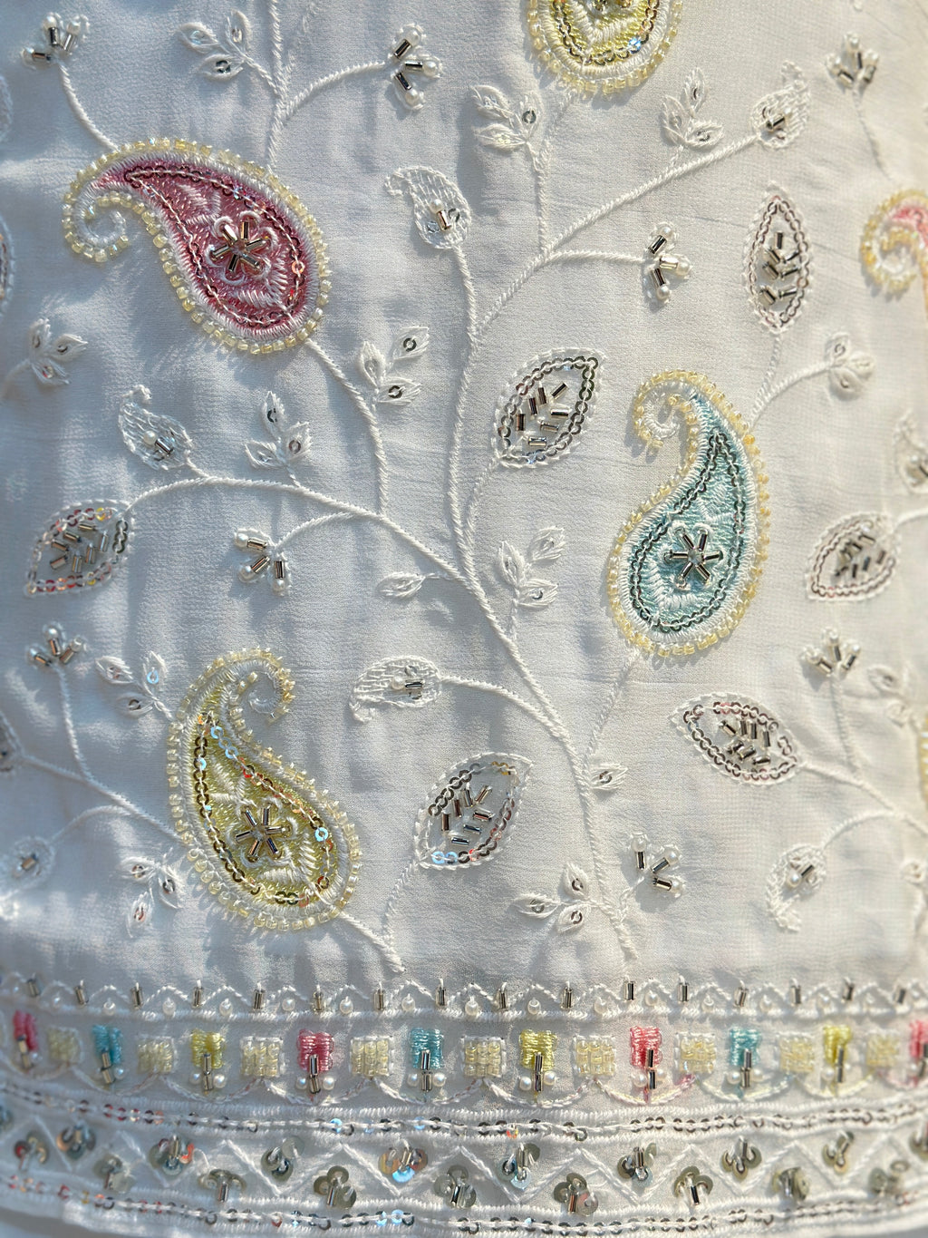 SHRARA SET IN HANDWORK