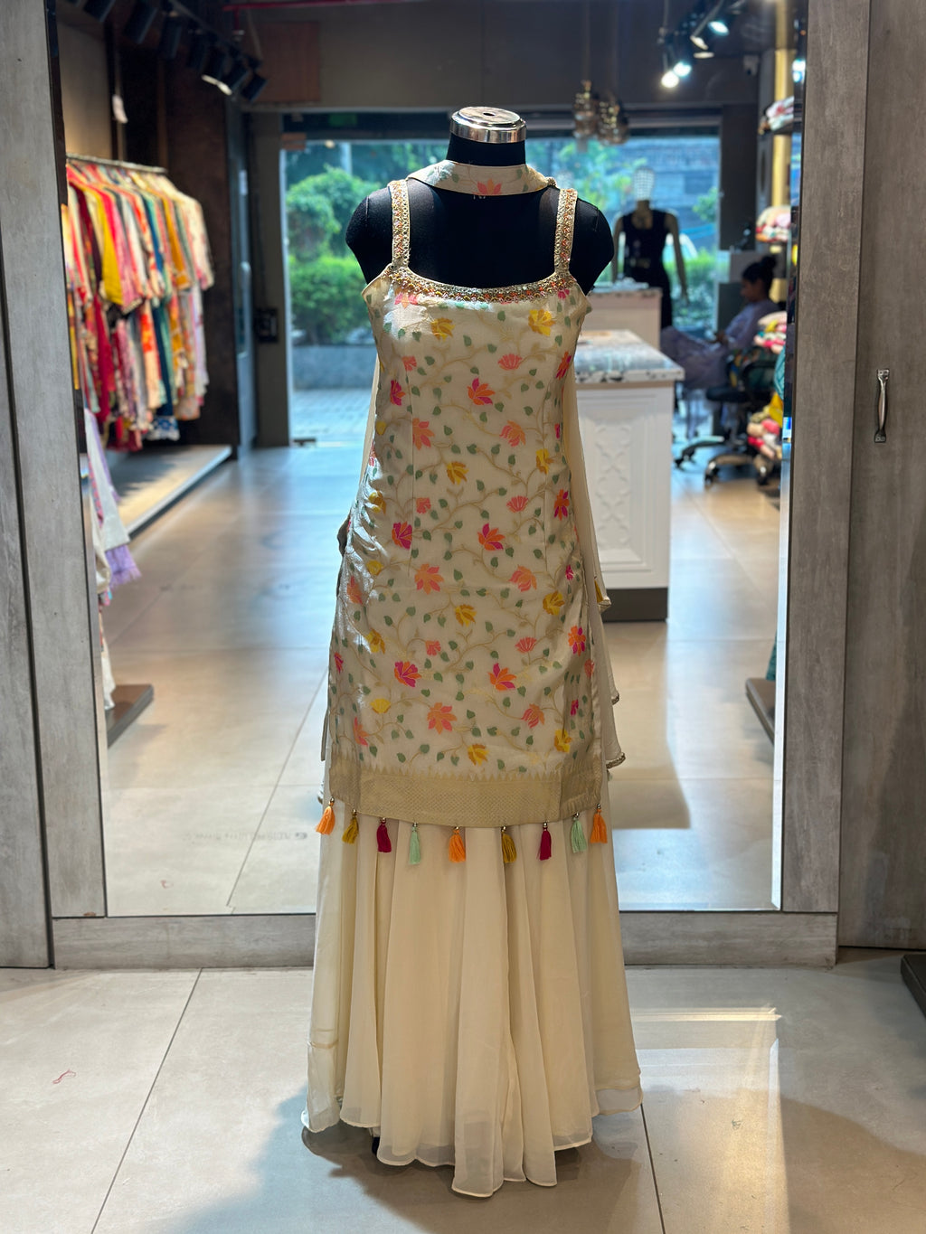 PURE TISSUE ZARI SHRARA SET