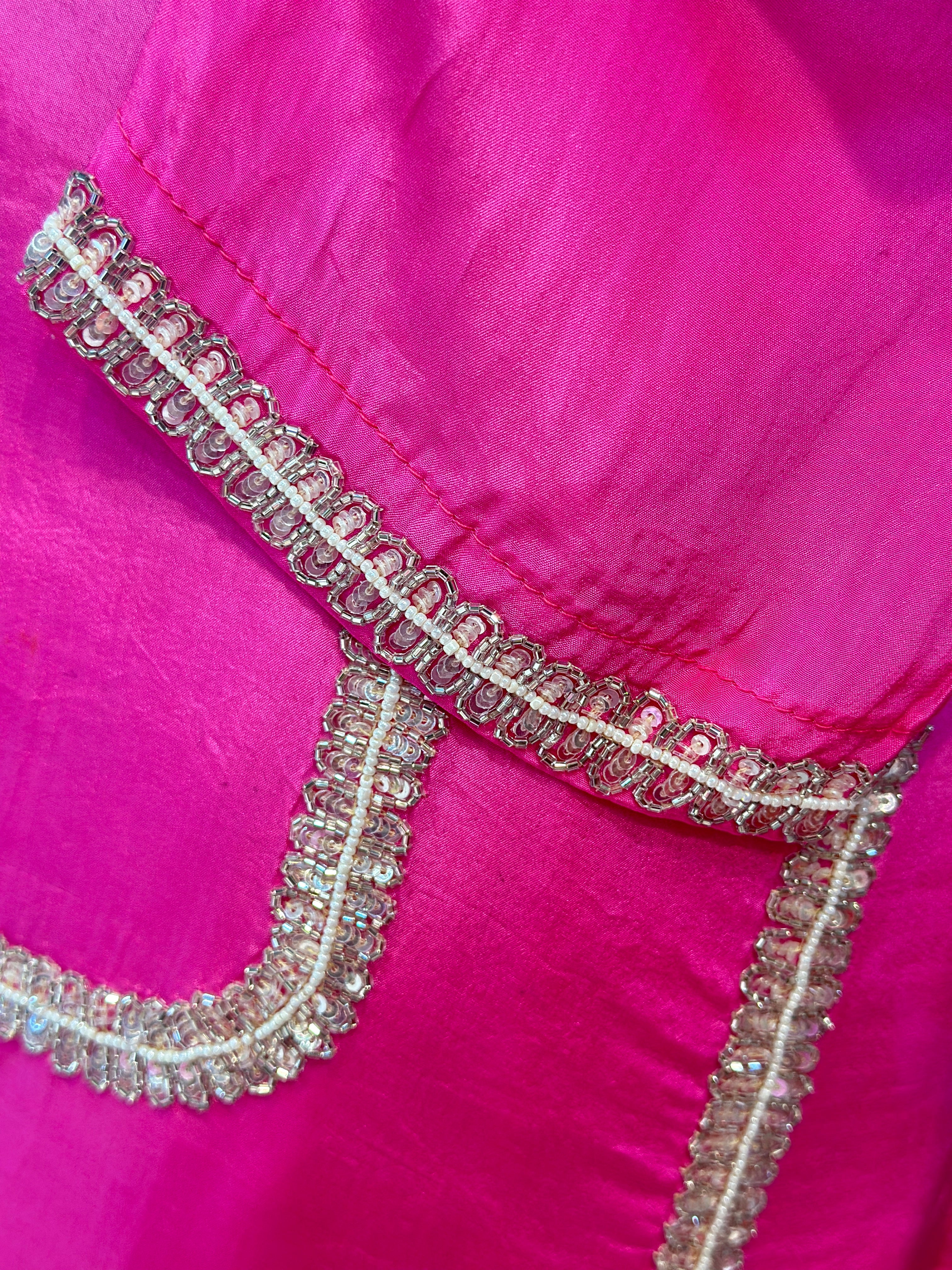 BEAUTIFUL HANDWORK SUIT SET