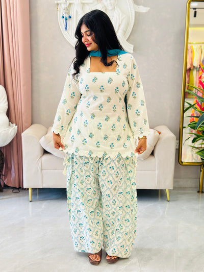 Noor-E-Jahan Graceful Floral Kurta & Farshi Salwar Set ✨