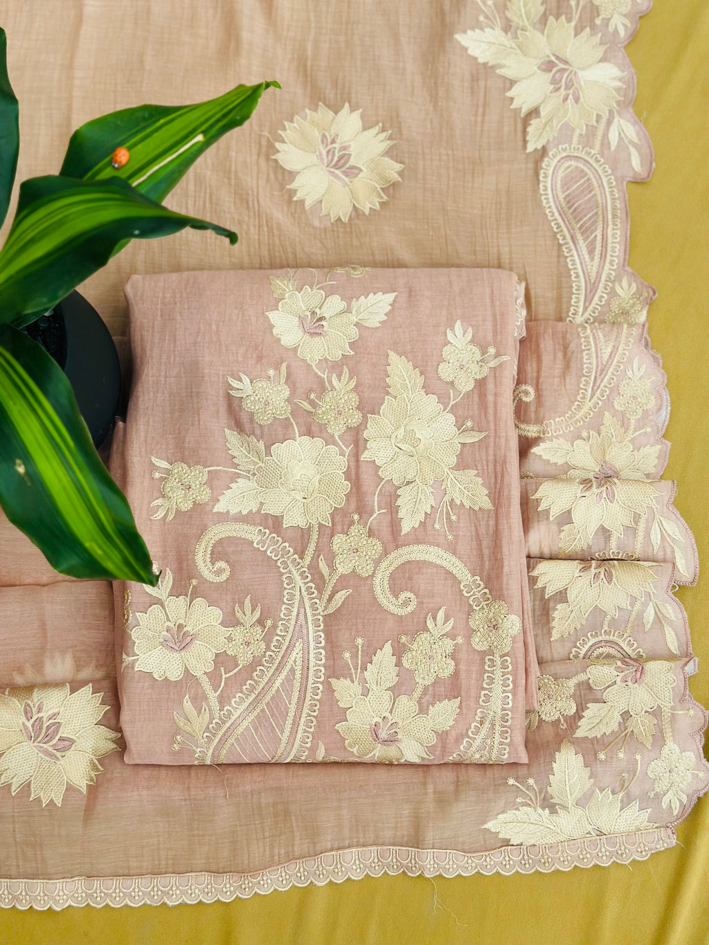 Royal Threadwork Premium Unstitched Set