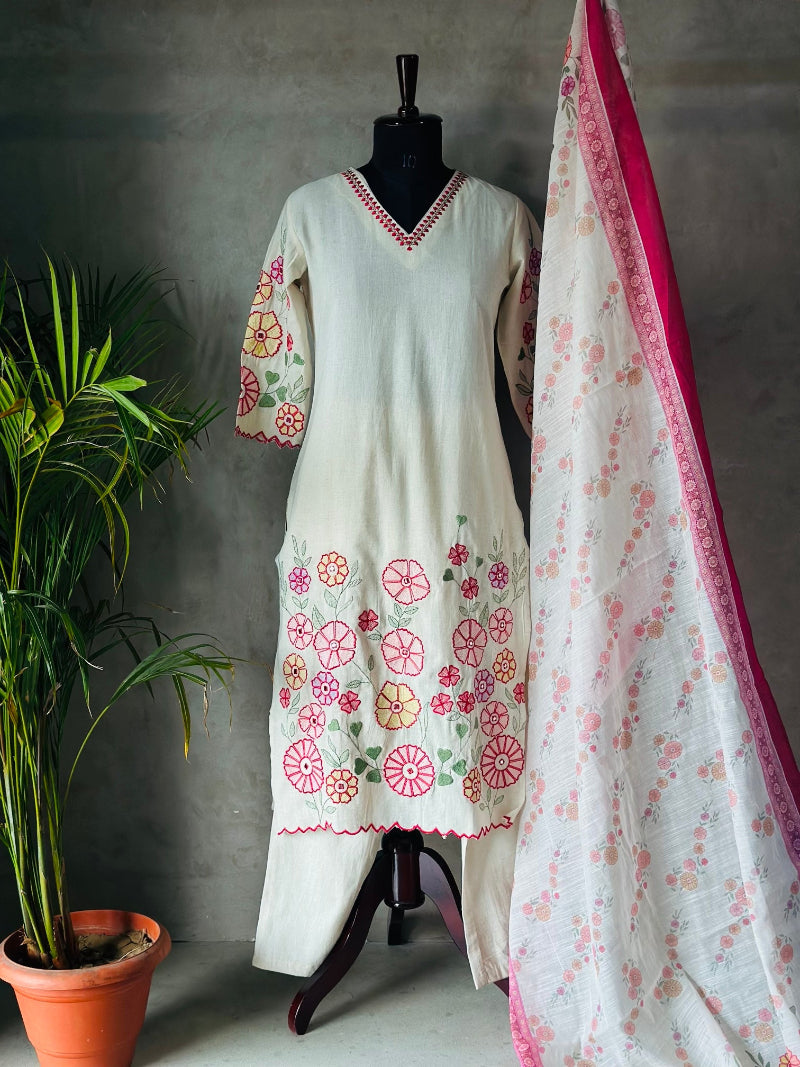 SUMMER FRIENDLY EMBROIDERED KURTA SET