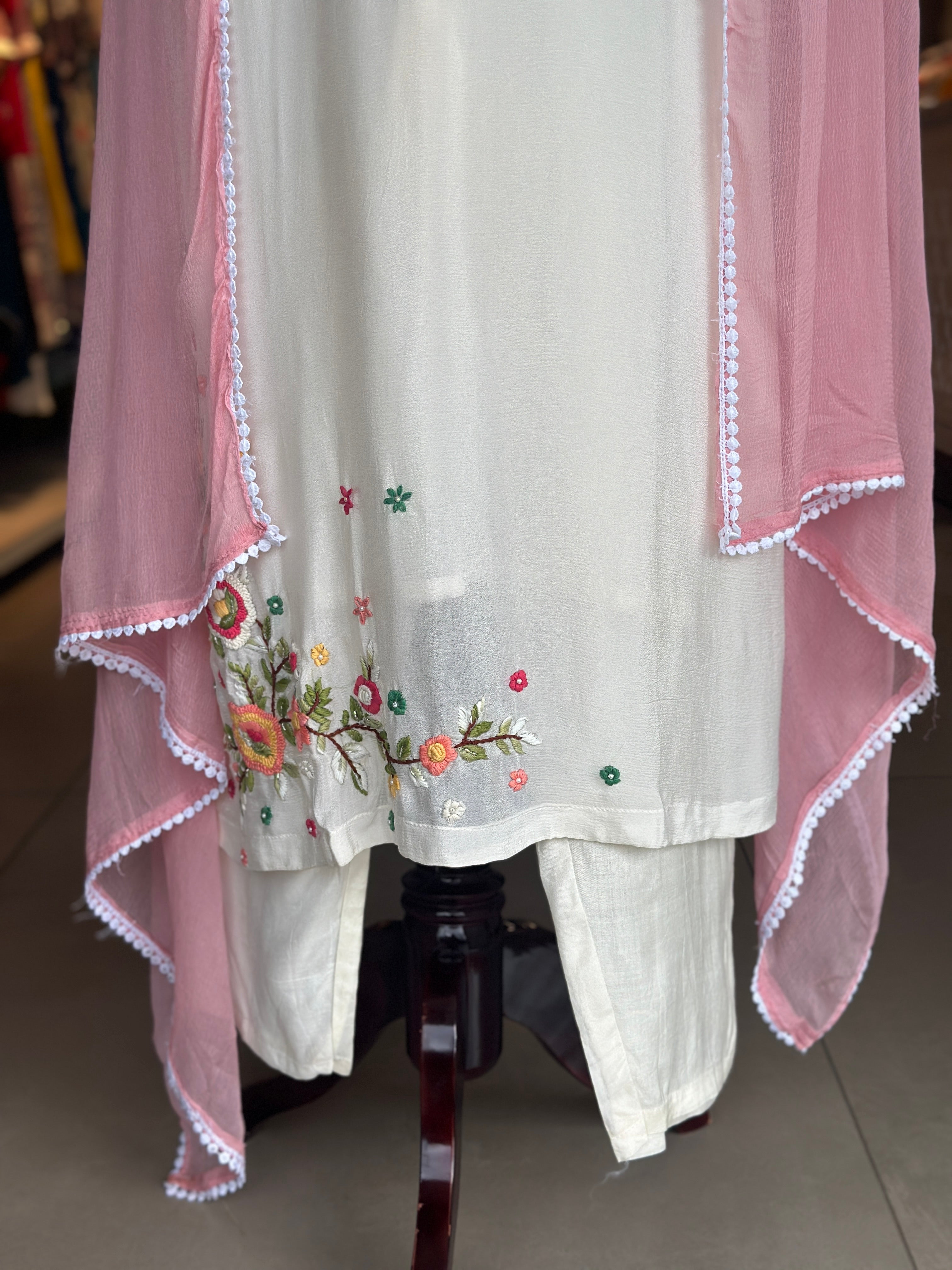 HAND EMBROIDERED STRAIGHT SUIT SET